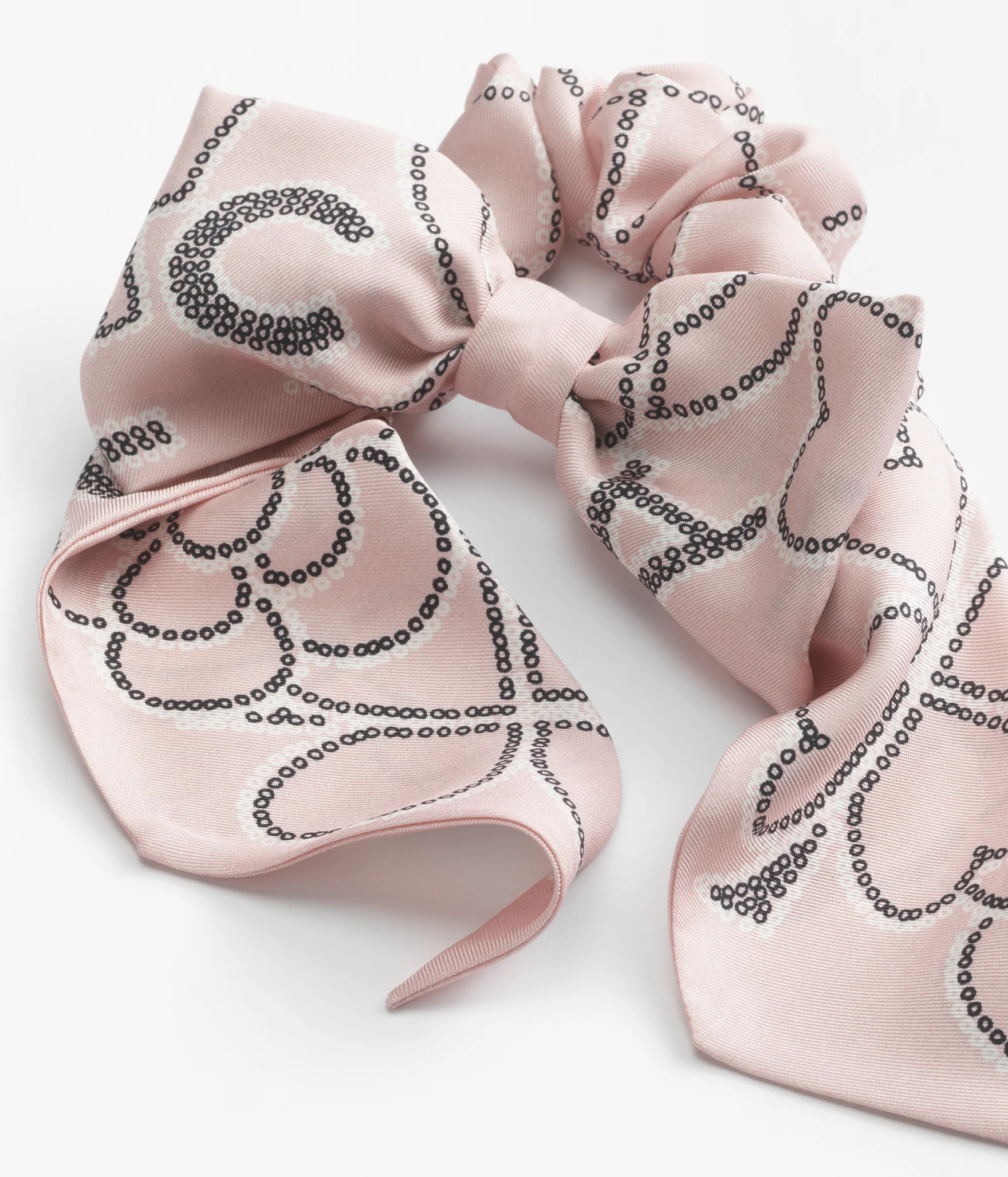 Hair accessory - Silk twill, pink — Fashion | CHANEL | Chanel, Inc. (US)
