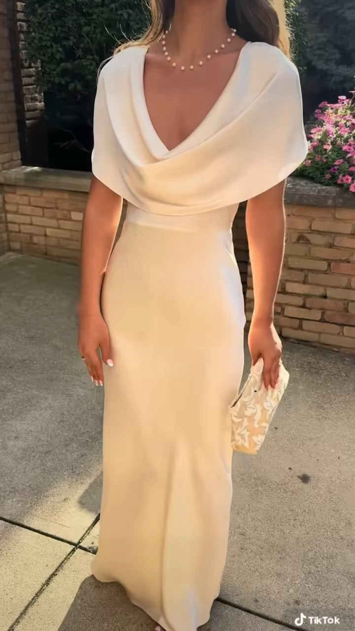 I saw this dress online and immediately ordered it for my bridal wardrobe. I have no idea where/ what I’m going to wear it too, but it’s so timeless and classic. I know I’m gonna find use for it🤭

#LTKWedding #LTKootd #LTKPetite