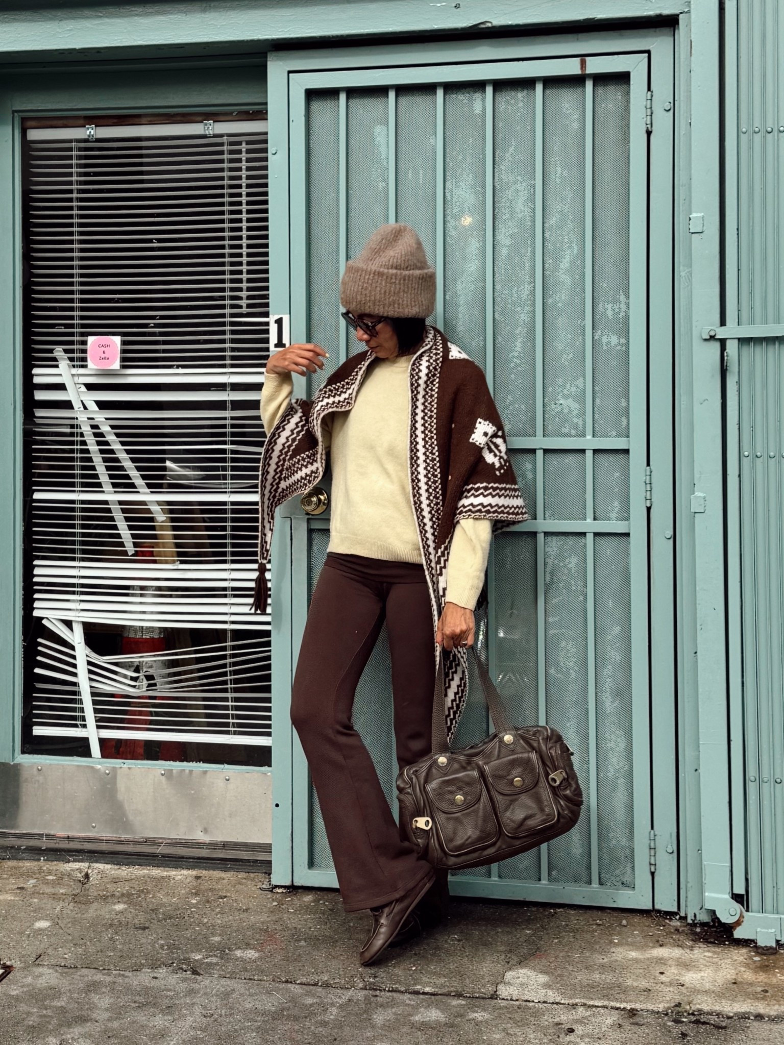 I’m 5’2” 98 lbs
My usual size:
Clothing - XS , 00, 24
Shoes - 5 1/2 - 6
