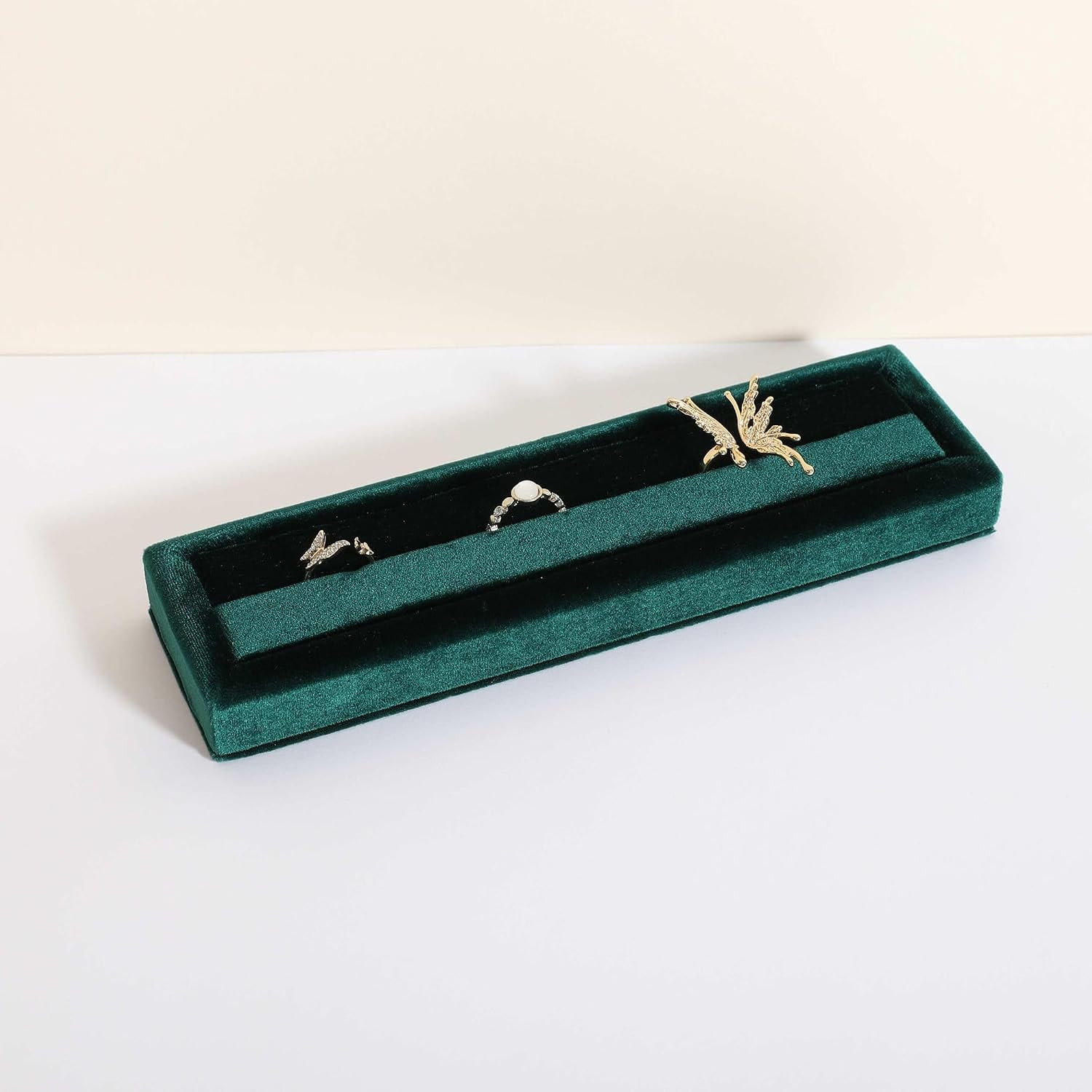 Velvet Ring Storage Organizer, Jewelry Display Holder with Slots for Show, Velvet Jewelry Ring Stand for Selling【Green】 | Amazon (US)