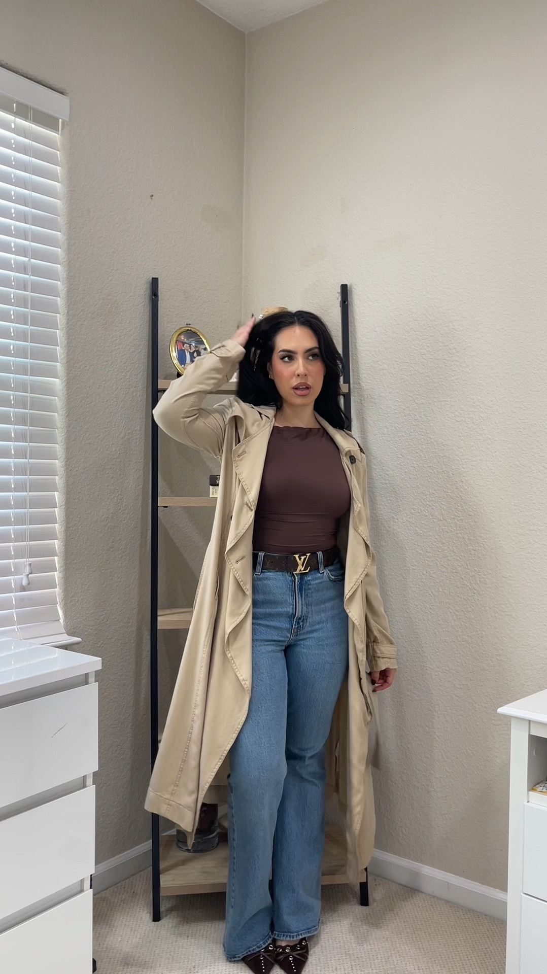 Trench Coat Outfit - perfect for thanksgiving 🤎🙌🏻  #brownoutfit #brownoutfitinspo #trenchcoat 

#LTKSeasonal #LTKHoliday #LTKFindsUnder100