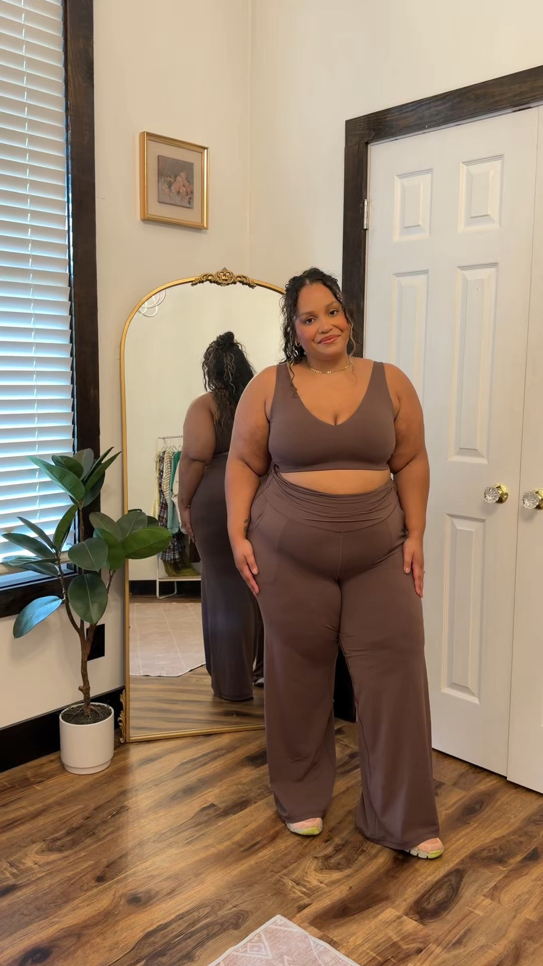 Aerie work out set with tie back detail 
Top XL
Leggings XL Short @Aerie #aeriepartner #aeriereal #aerie

#LTKSaleAlert #LTKPlusSize