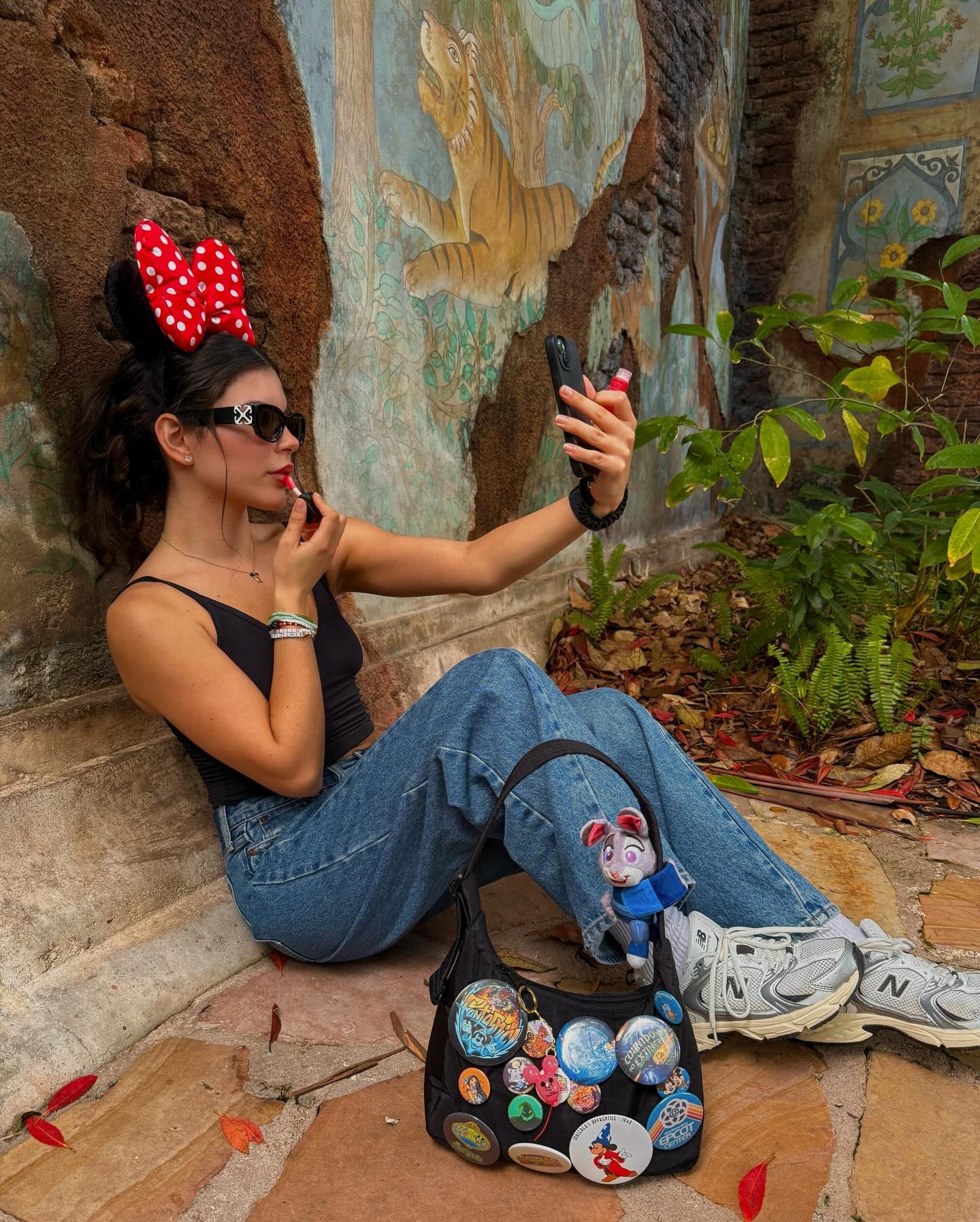 I love being a ✨Disney Girly✨💋🫶🏼

-Cutie cuff from the new @bullsitoy collection ✨

-Disney Buttons from @circasociety 

@disneyparks @disney @disneystyle  #disney #disneygirl #disneystyle #disneyphotograph #photoinspo