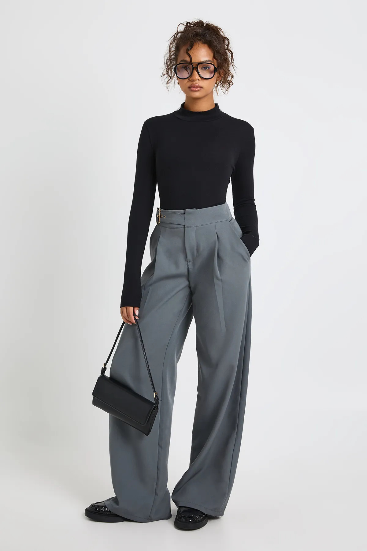 Tall Low Rise Belted Straight Leg Trousers | Boohoo.com (UK & IE)