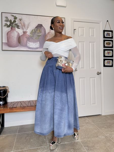 A maxi denim skirt, yes sign me up. Wearing a size 27 in this denim skirt and I love the fit. It has no stretch. Paired it with a white bodysuit in size medium. 


#LTKSeasonal #LTKstyletip #LTKfindsunder50