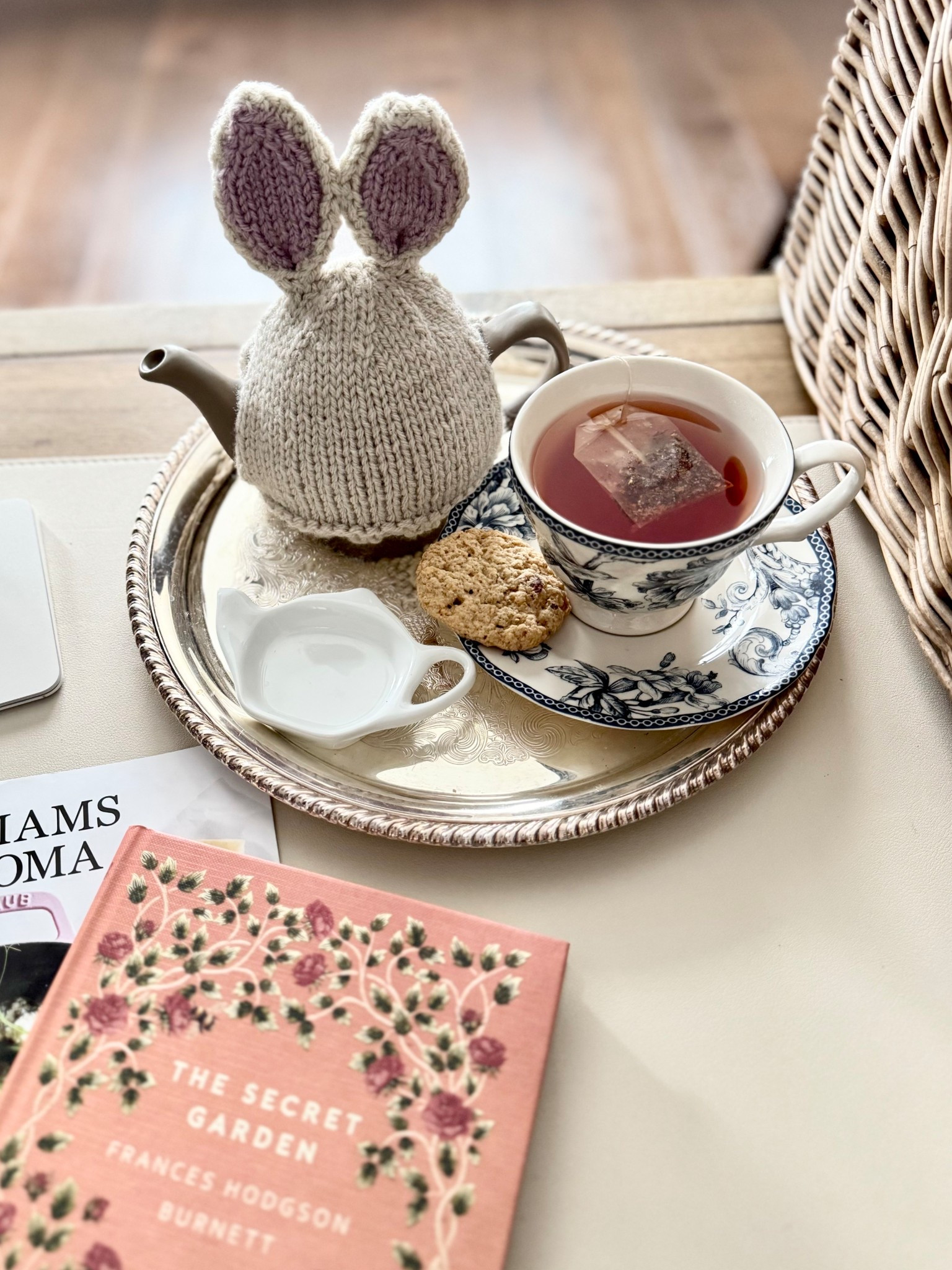 Tea time. 🫖 