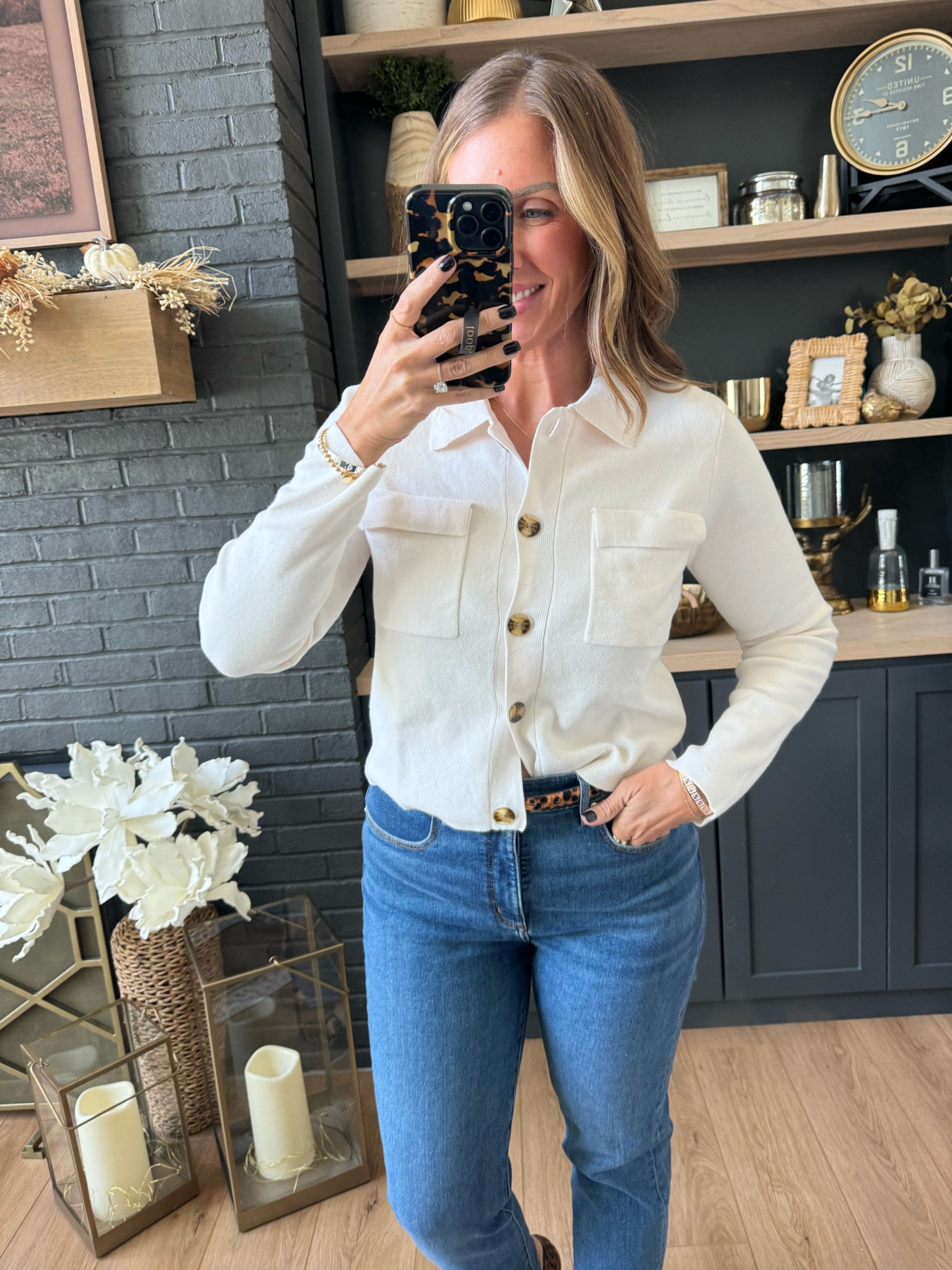 Sweater jacket size Medium
Loft denim sz 8 

#LTKOver40 #LTKSaleAlert #LTKFindsUnder100