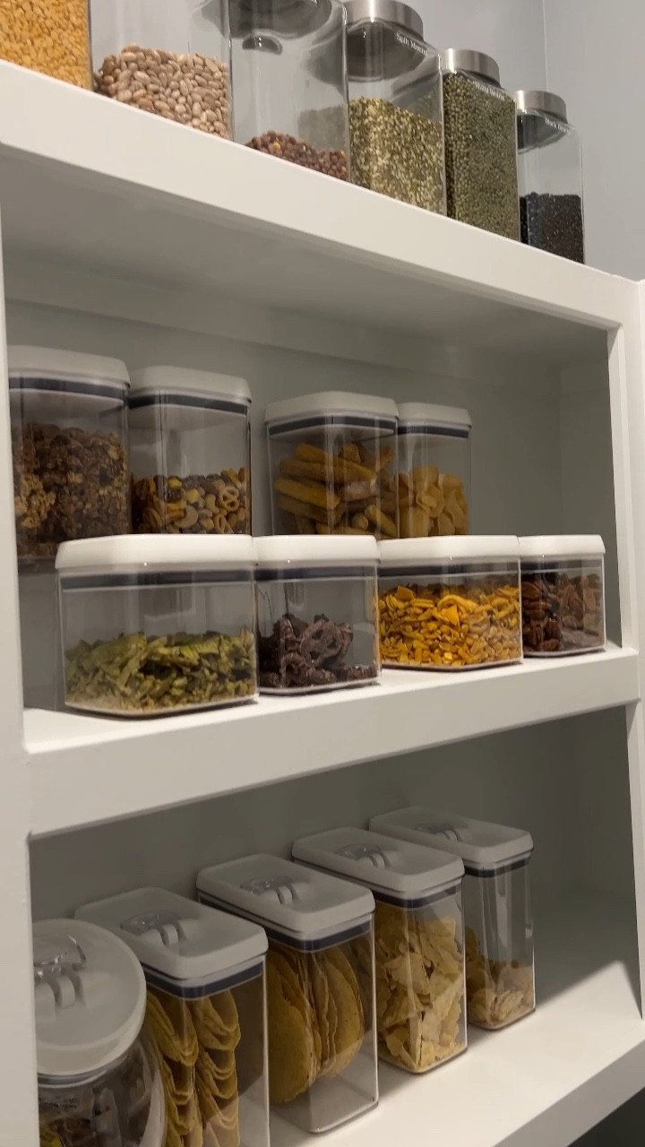 Full pantry organization. Everything is linked below. #pantryorganization #cleanhome #organized #pantrygoals 

#LTKhome #LTKsalealert #LTKfindsunder50