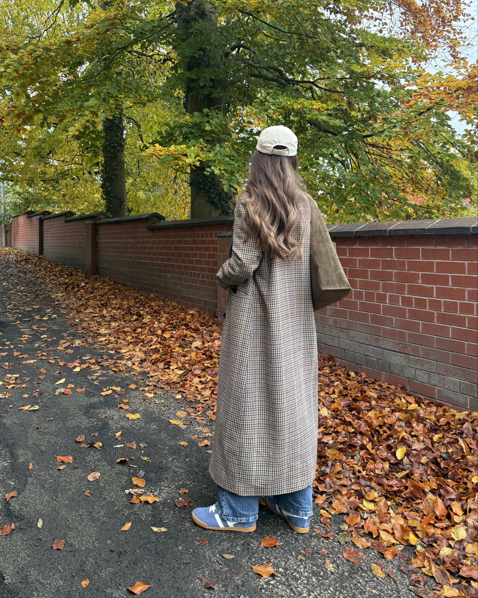 Check coat for an autumnal rainy day 🤎

Exact coat is old so can’t link I’m afraid! So many super similar ones linked xx

#LTKwinter #LTKautumn #LTKuk