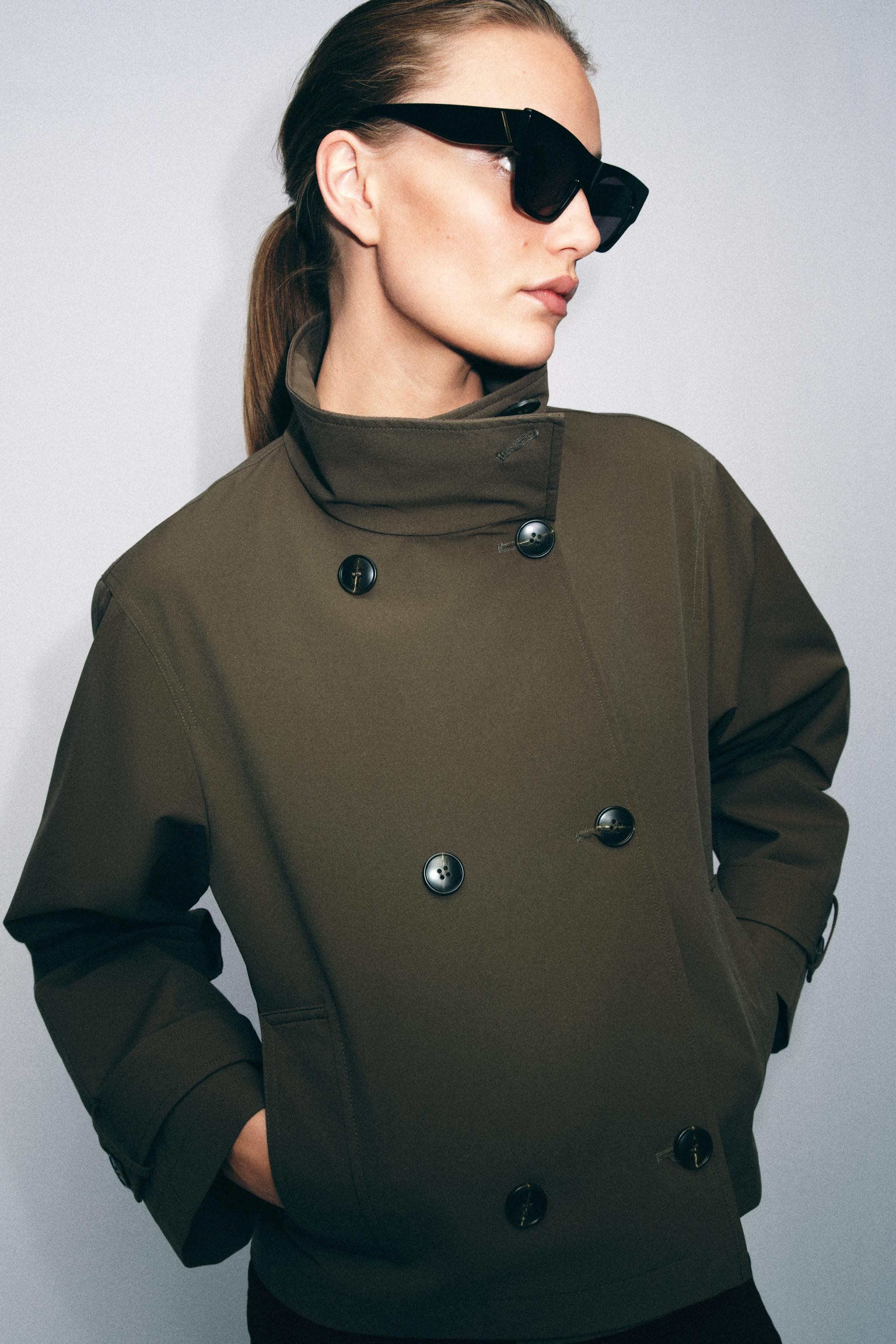 DOUBLE BREASTED SHORT TRENCH COAT | Zara US