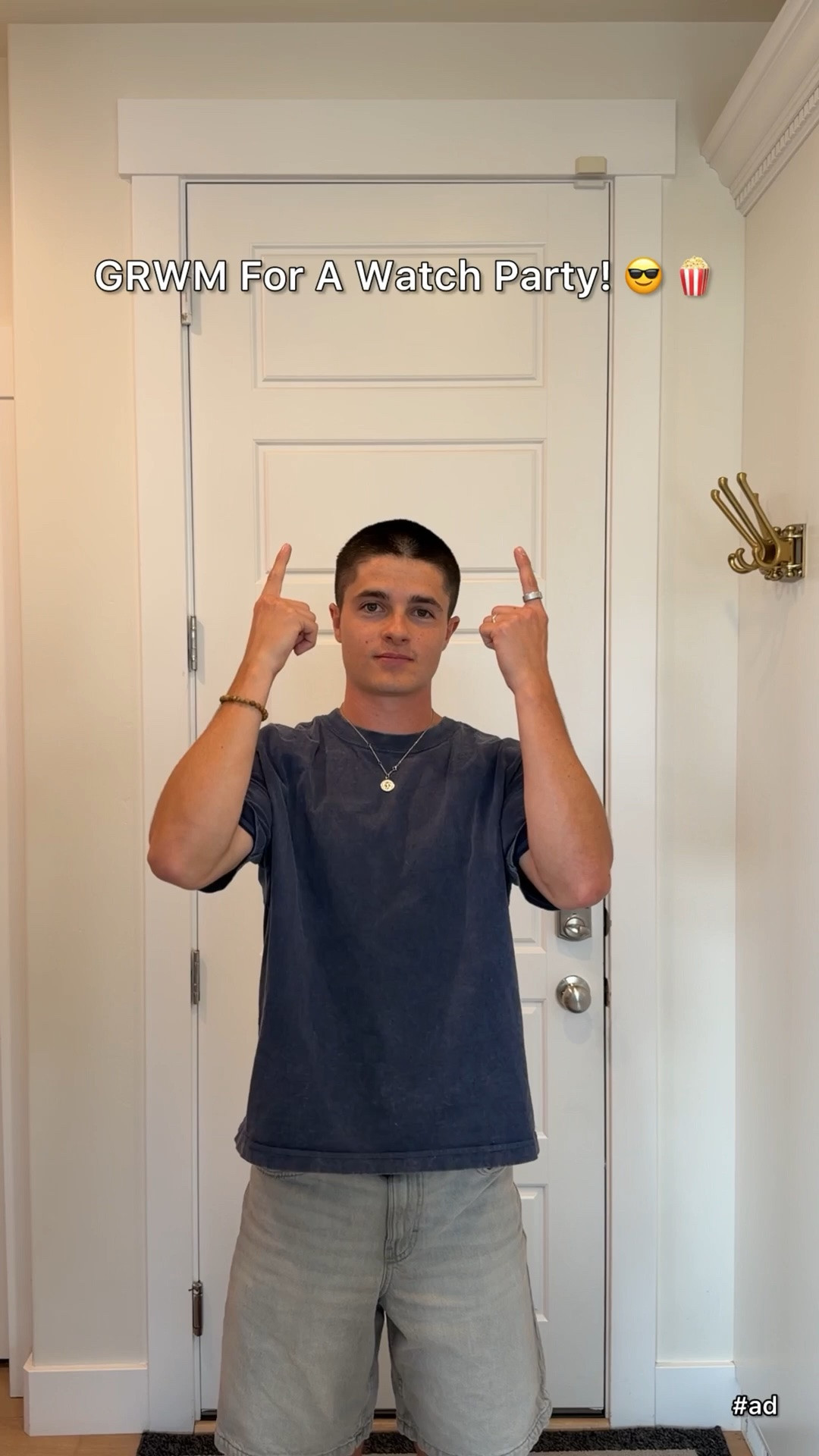 #AD Getting ready to host a party with all my college friends means upgrading my TV… I partnered with Target and Roku for this watch party!! The Roku Select Series QLED TV is literally the best TV I own! I linked it in my LTK Shop so you can shop directly from there :)
@Target @Rokuplayer 
#Ad, #TargetPartner #Target #backtoschool #collegelife #RokuTV