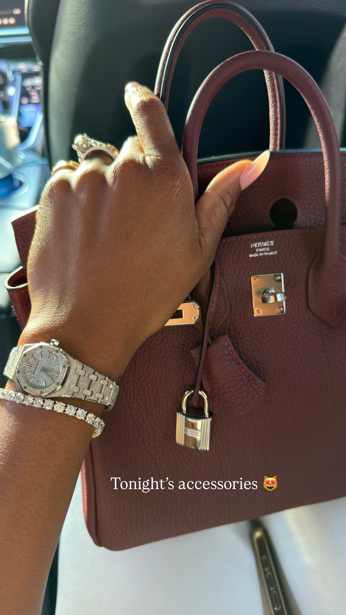 LUXURY IS IN THE DETAILS 🤎✨

The bag. The watch. The diamonds. Sometimes the accessories ARE the outfit.

Hermès Birkin, luxury accessories, designer handbag, diamond jewelry, luxury style

📲 Download the FREE LTK app & follow me (@kirasfashionfinds) to shop all my daily finds.

#LTKLuxe #LTKStyleTip

#LTKdayinmylife
