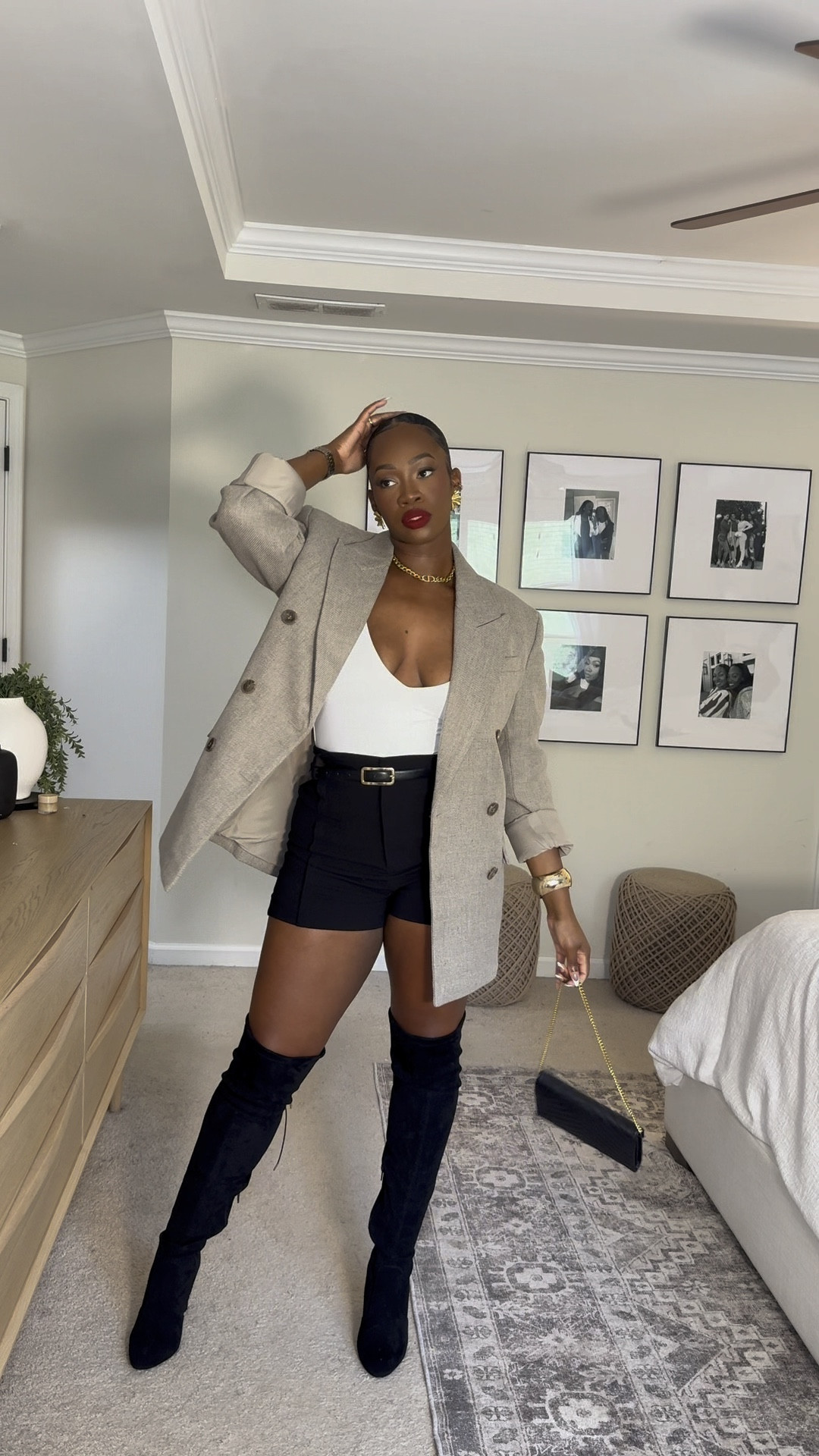 Fall transitional outfit 🤎 perfect for a fall night out, blazer fall outfit, red lip outfit 

#LTKVideo #LTKBeauty #LTKStyleTip