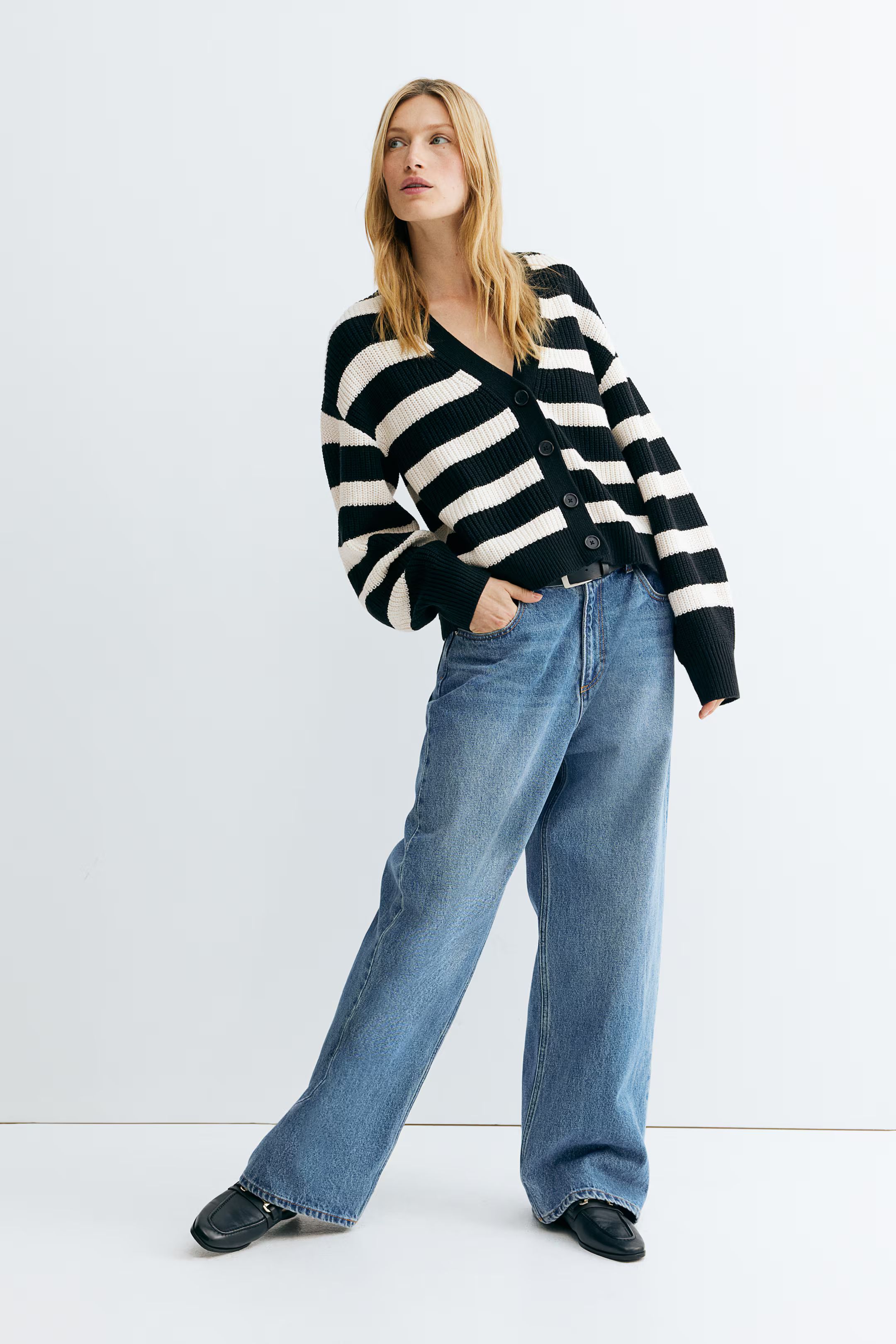 Rib-knit Cardigan - V-neck - Long sleeve - Black/striped - Ladies | H&M CA | H&M (US + CA)