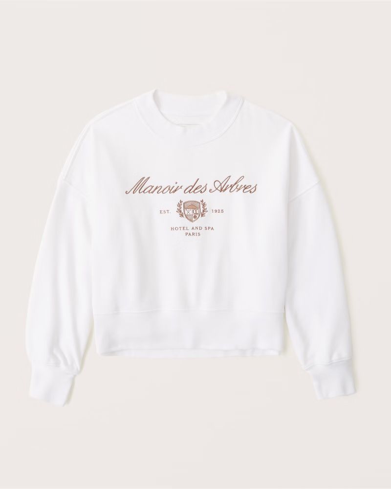 Abercrombie & Fitch Women's 90s Sharkbite Graphic Crew Sweatshirt in White Print - Size M | Abercrombie & Fitch (US)