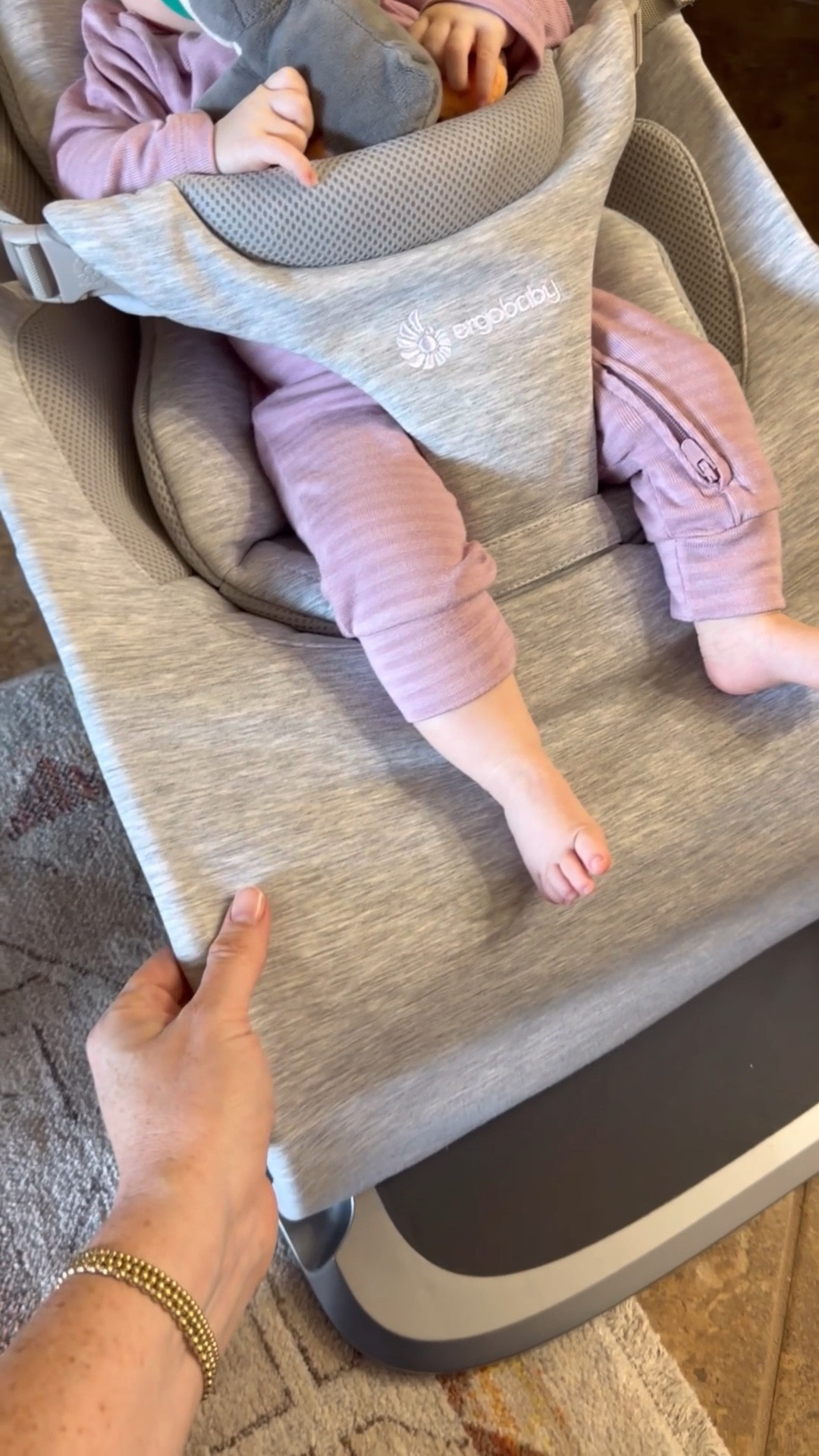 My baby loves the Ergobaby 3-in-1 bouncer! I love it too! Such a nice baby bouncer! #babybouncer #babyessentials #newbaby #newmom #ergobaby #babymusthaves #baby

#LTKmomlife #LTKKids #LTKBaby