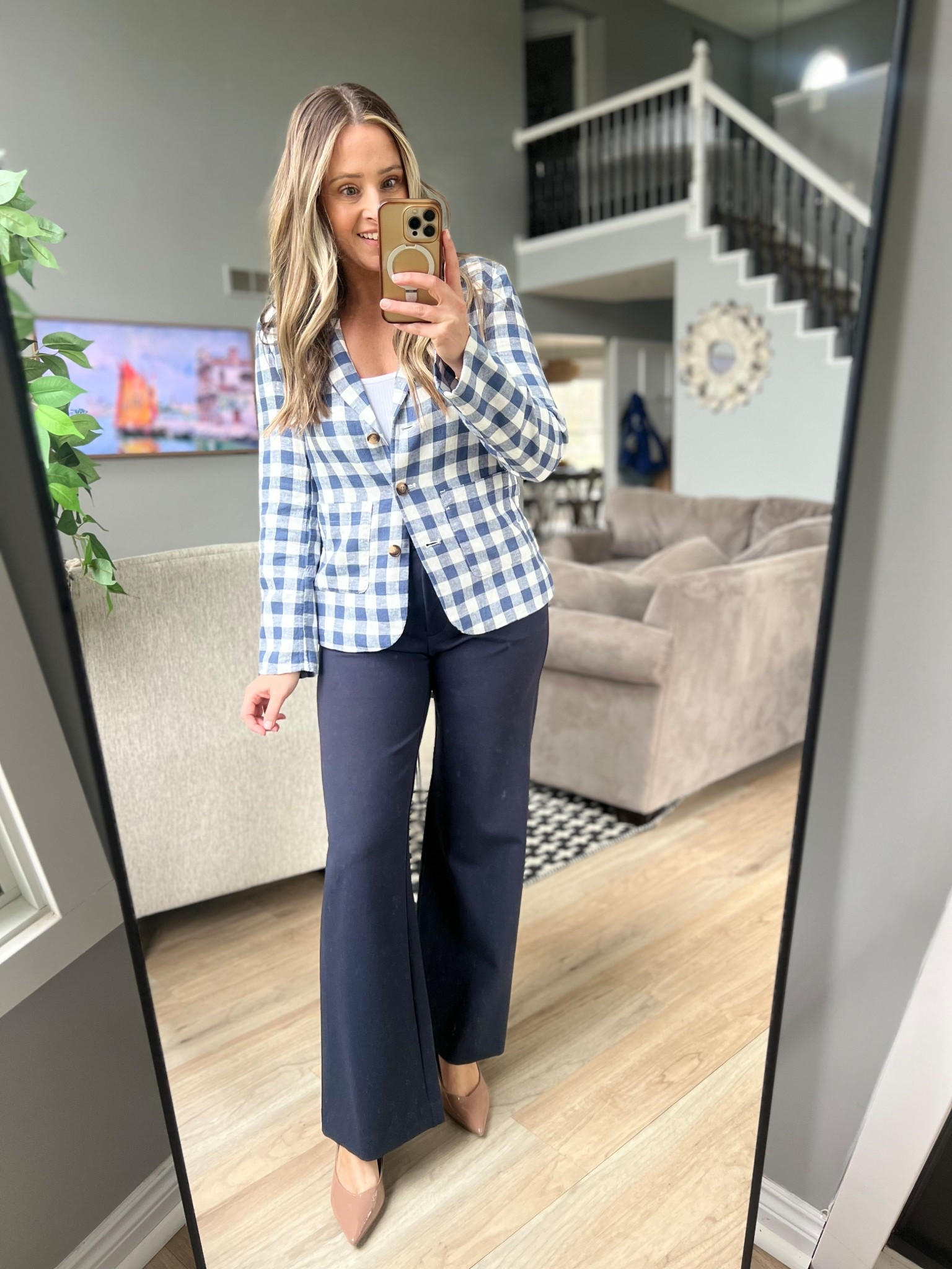 This little gingham blazer is so cute! Perfect for Spring! 

#LTKWorkwear #LTKOver40 #LTKootd