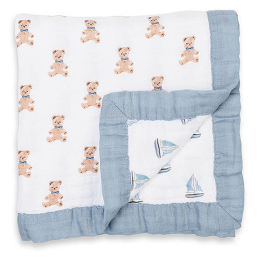 Lulujo Baby Muslin Reversible Quilt Vintage Bear and Sailboats | Well.ca