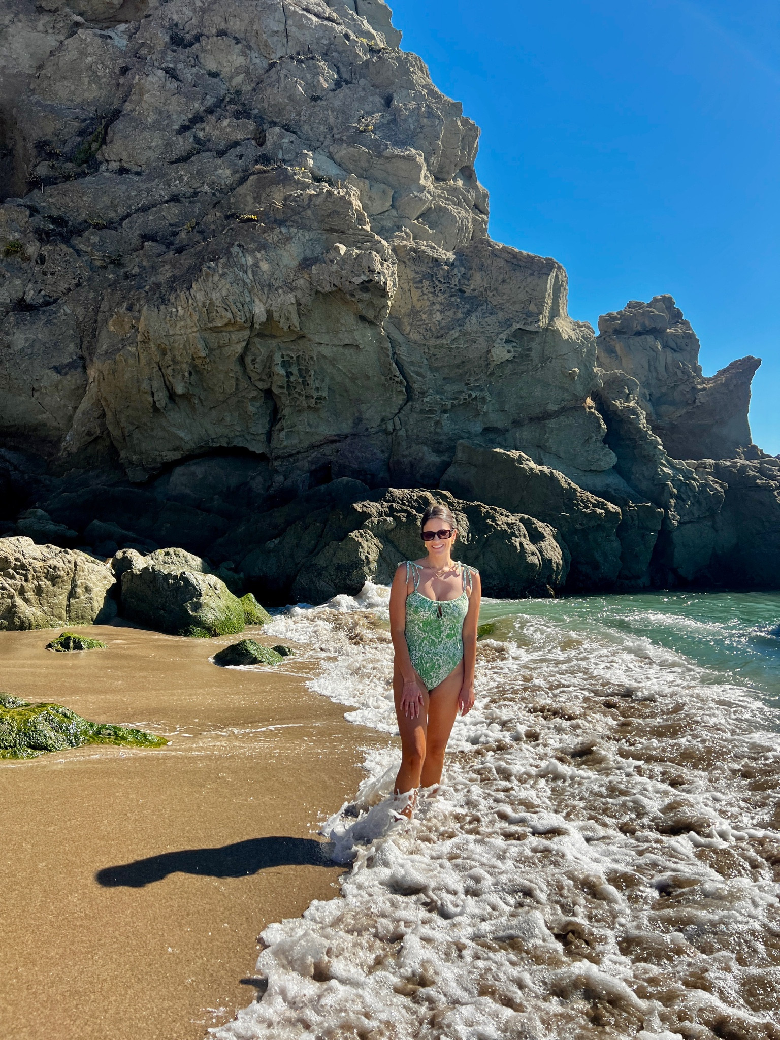 mandatory mentally I’m here post because I’m already over this cold weather 🥶 a high of 20 degrees is not for me 🌨️
Is it just me or does slide 2 & 6 look like a heart rock?💚🥹
Swipe to the end to see what it actually looks like outside 😅

Swimsuit discount code: HF20
On my @shop.ltk 

#california #summerdreaming #overthecold #mentallyimhere #summerthrowback #ocean #oceanview #summervibes #berlook #beach #beachvibes #beachday #snowday #memories #malibu #summertime 

#LTKSwim #LTKFindsUnder50 #LTKTravel