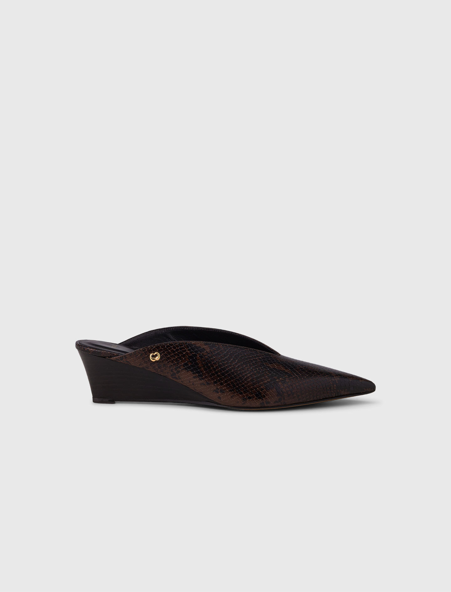 Embossed leather wedge mules | Maje US