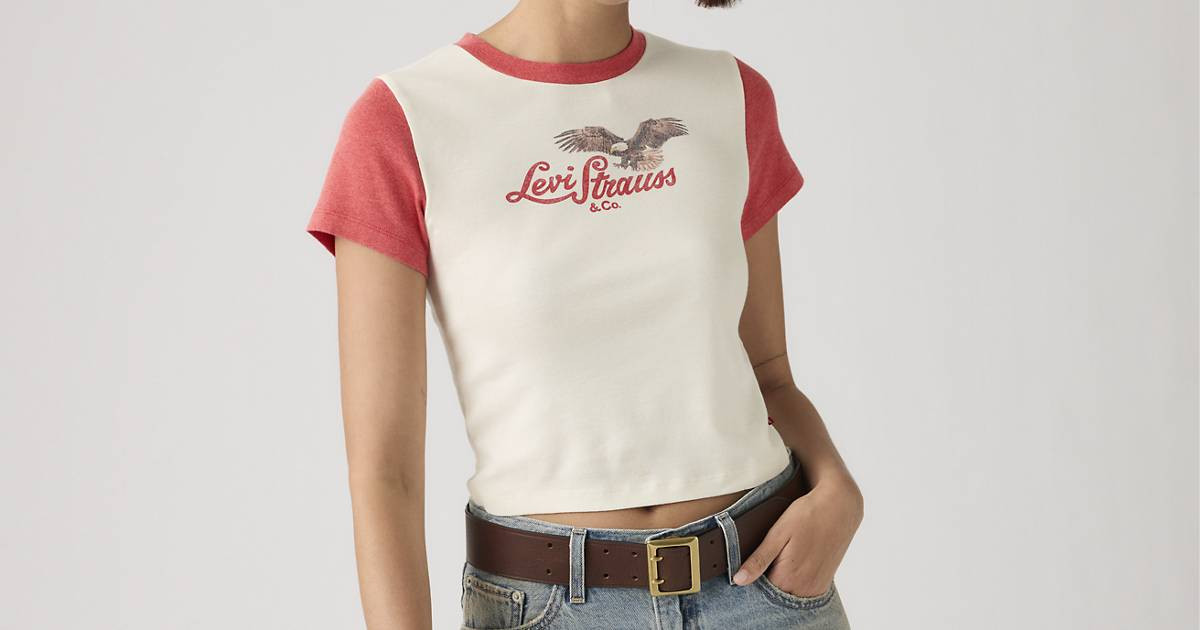 Levi's® PremiumGraphic Logo Essential Sporty TeeFree Shipping for Red Tab™ Members on Orders $... | Levi's US