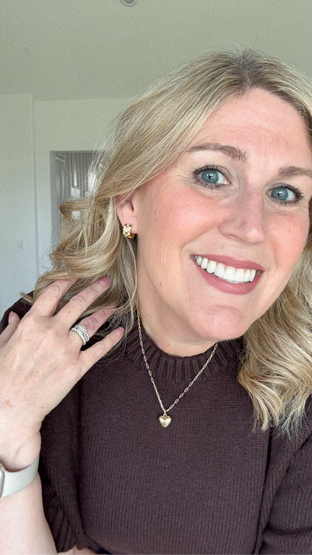 The jewelry I actually wear every day- and it still looks brand new. @Ana Luisa 

🫶 I’ve been wearing this necklace + earrings nonstop… and they still look brand new.

You know how most jewelry starts to tarnish or lose its shine after a few wears? These don’t. I’ve worn them to coffee, workouts, even in the rain and they’ve kept their shine.

They’re trendy but timeless_ the kind of pieces that go with everything in my closet. Honestly, I forget I’m even wearing them until someone asks where they’re from.

If you’ve been looking for everyday jewelry that actually lasts, this is it. 

🤗 Comment EVERYDAY and I’ll send the links - because we all deserve jewelry that keeps up with real life.

#LTKWatchNow #LTKFindsUnder100 #LTKStyleTip 

#LTKSaleAlert #LTKOver40 #LTKWorkwear #LTKBeauty #LTKTravel