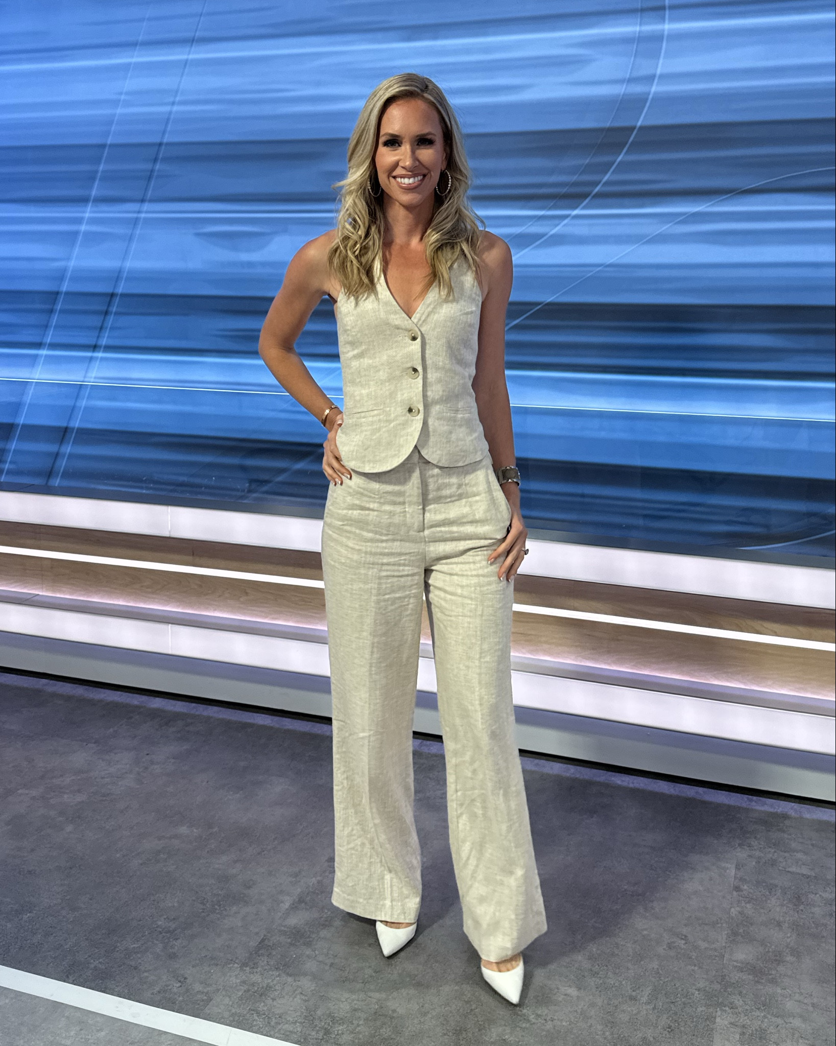 Linen vest and pant matching set that I will be living in this summer! 

#LTKShoeCrush #LTKStyleTip #LTKWorkwear