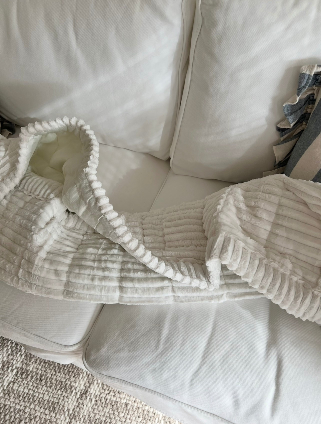 Prime Day Sale
Couch cushion cover
Great to protect your cushions from stains

#LTKSaleAlert #LTKHome #LTKdayinmylife