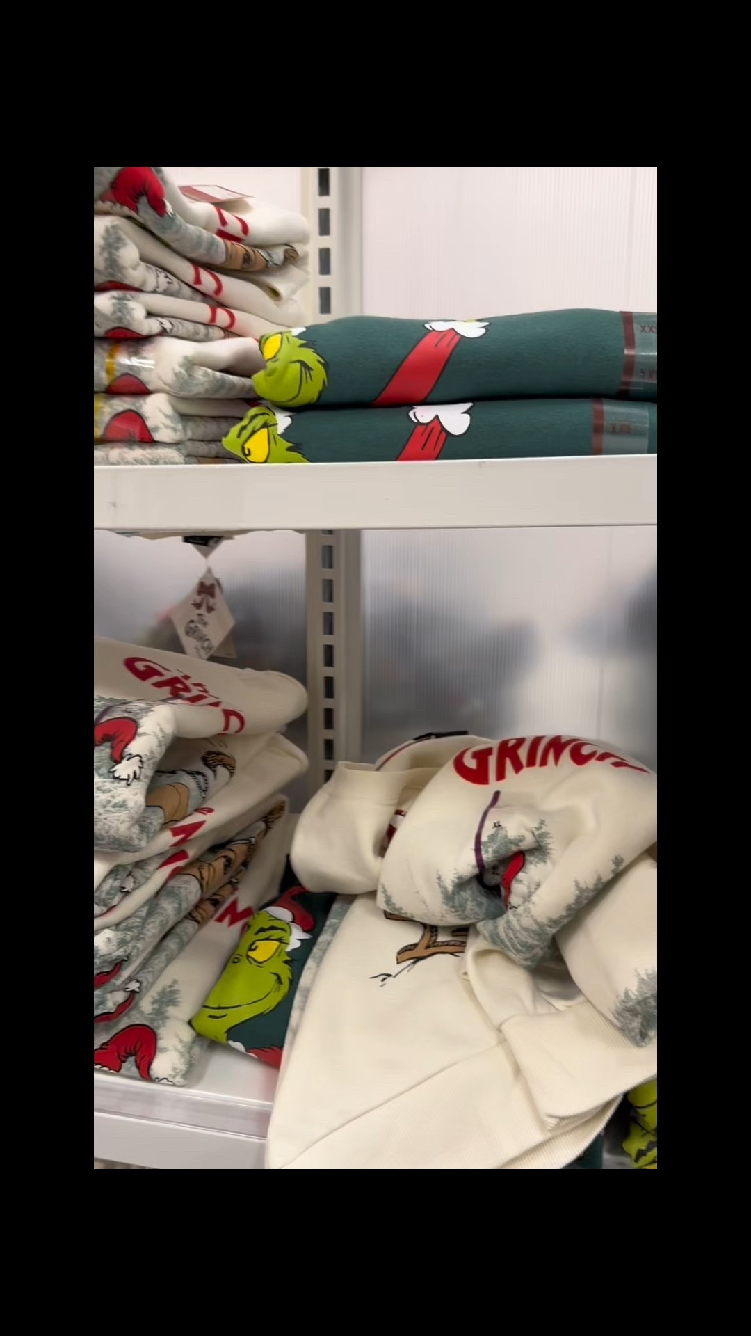 SALE ENDS TODAY SATURDAY 11/8 🎄
My kids picked the ski one, even though I wanted the grinch 😂


#LTKHoliday #LTKFamily #LTKKids