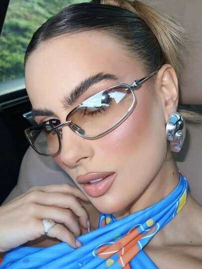 1 par de gafas de moda sexy Y2K, gafas de estilo con letra, gafas de moda ultra delgadas envolventes Y2K, accesorios de playa para mujer, vacaciones de verano en la playa, gafas de viaje al aire libre | SHEIN