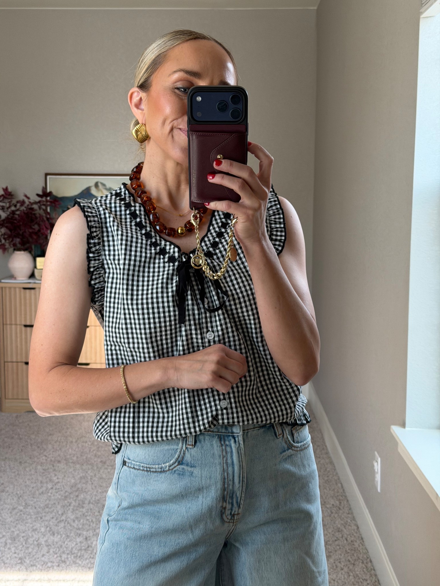 This tank is barrett for summer! 

#LTKootd #LTKmomlife #LTKgrwm