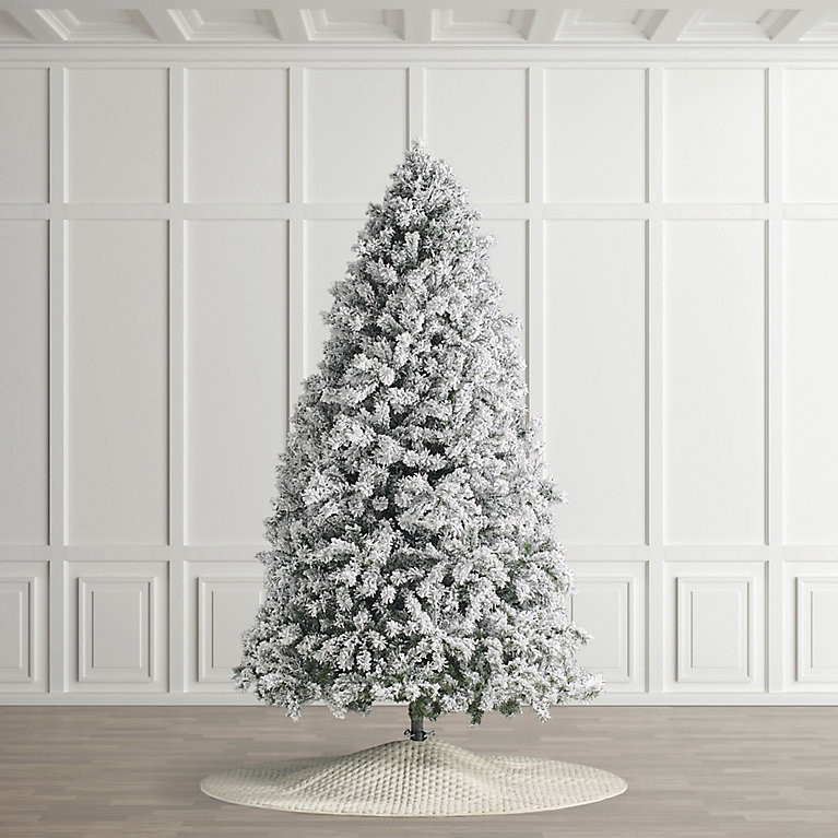 Arcadia Pine Quick-Light Tree | Frontgate