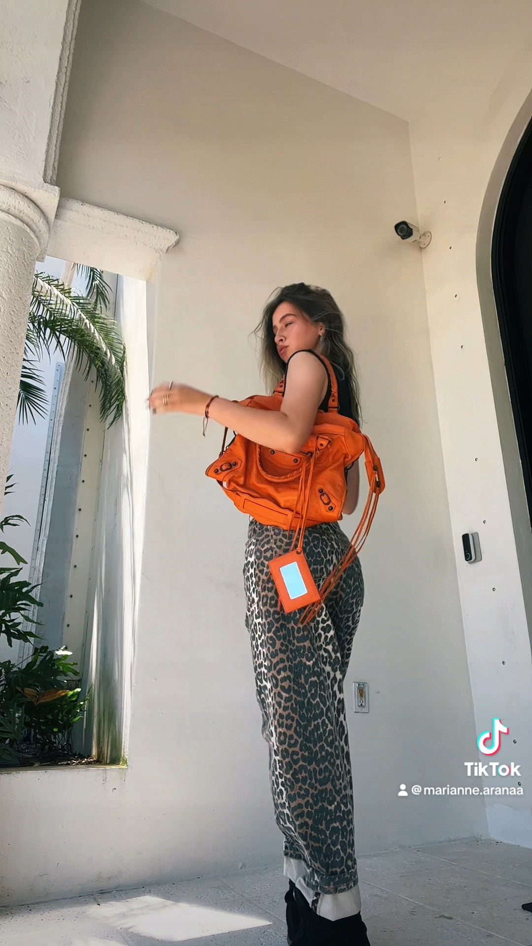 quick vid of this cute outfit 

- Brandy Melville top 
- Ganni pants 
- Isabel Marant shoes 
- Balenciaga bag 