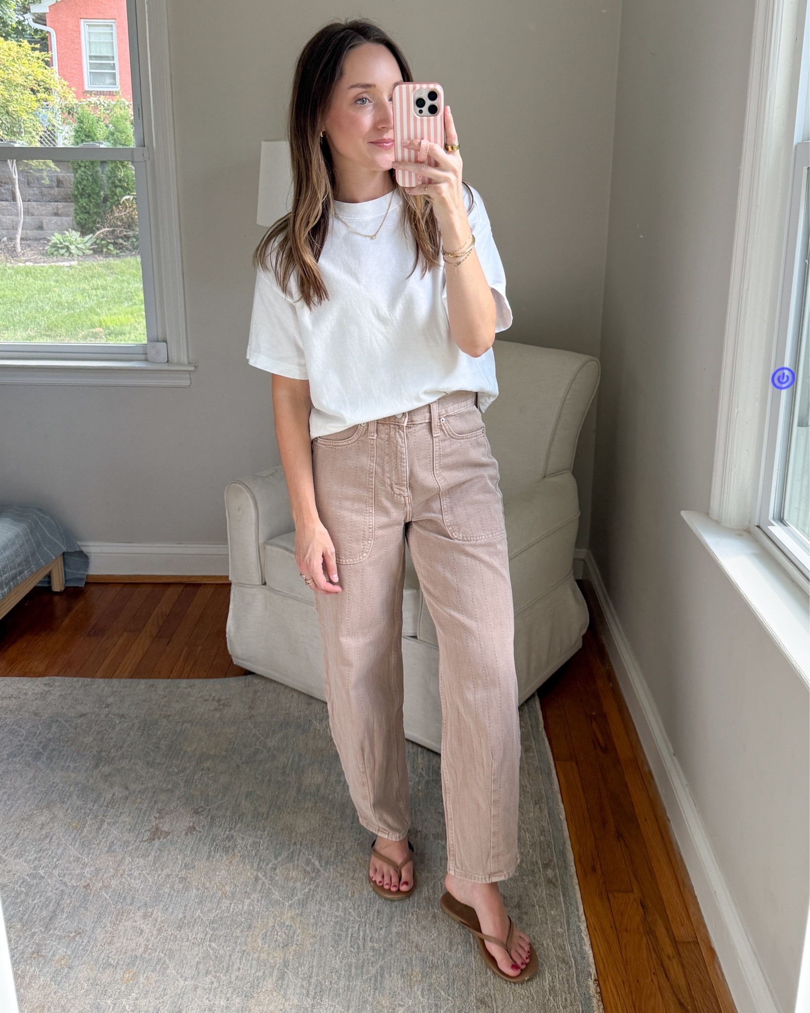 If you’re looking for the perfect boxy tee, that is not too cropped, it’s this tee. This is actually opaque and is on sale for $10.50. Wearing a size XS.￼