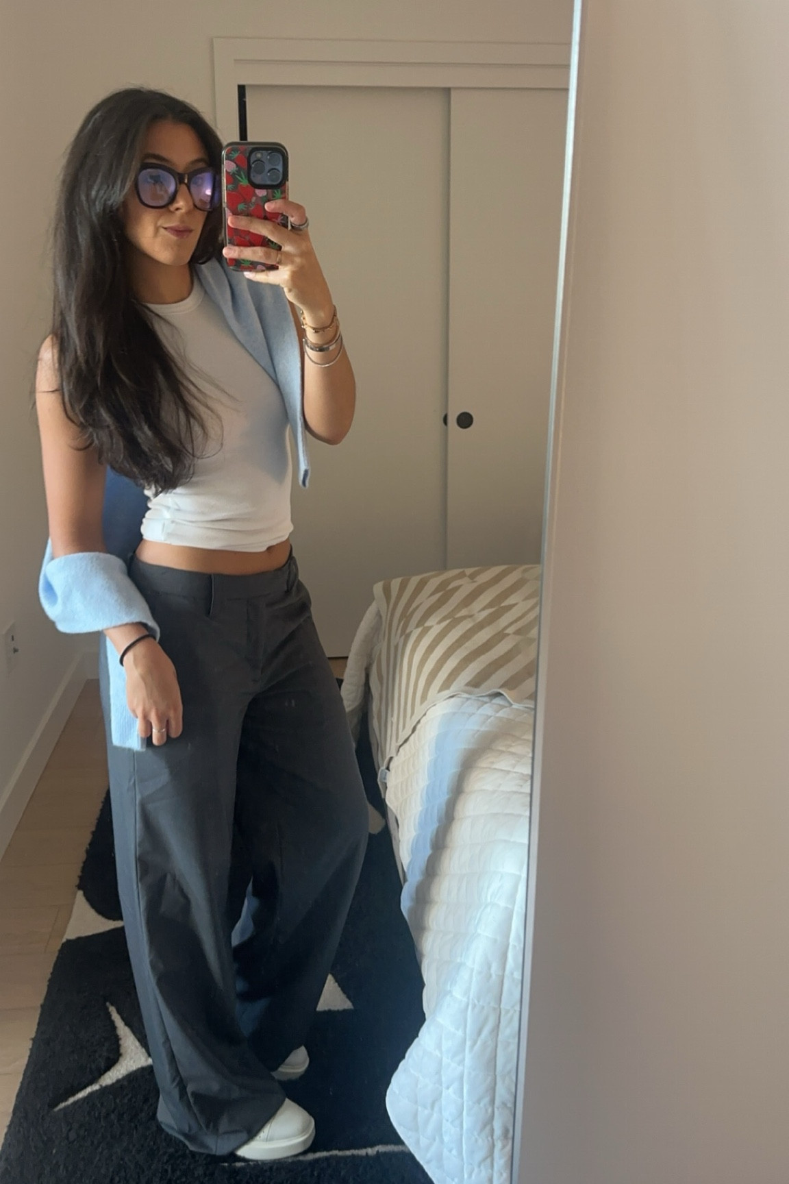 #WFH don’t you just love a low rise trouser?
