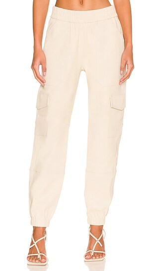 Cargo Jogger in Off White | Revolve Clothing (Global)