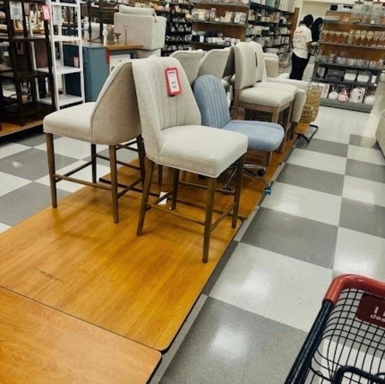On the hunt for the perfect bar stools today! 🪑 These neutral linen tones and sleek silhouettes are so versatile for any kitchen island. Which one are we feeling: the classic cream or that subtle blue pinstripe? Decisions, decisions! 🤔💬
#HomeMakeover #KitchenInspo #FurnitureShopping #InteriorStyle

#LTKHome