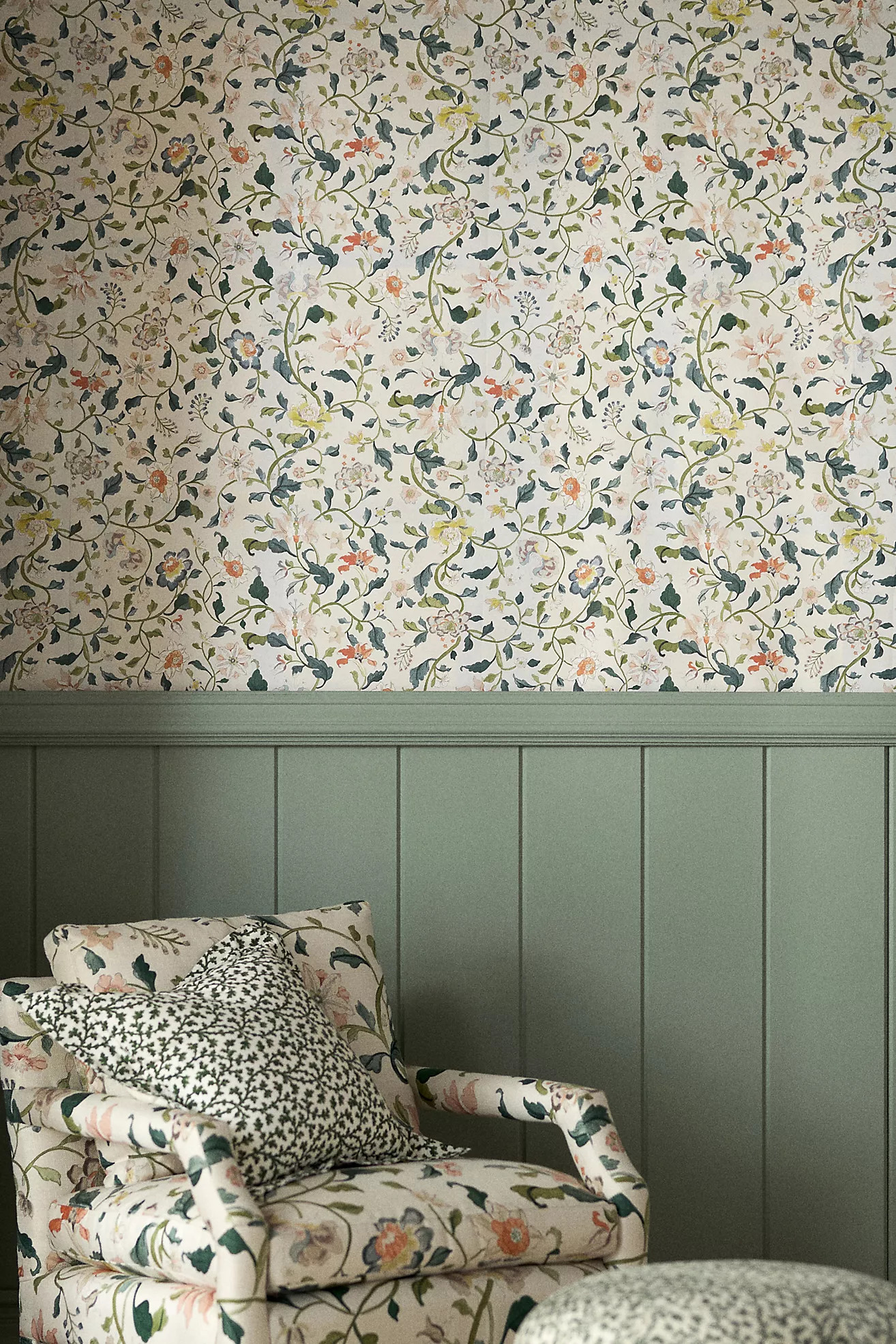 Hattie Floral Wallpaper | Anthropologie (US)