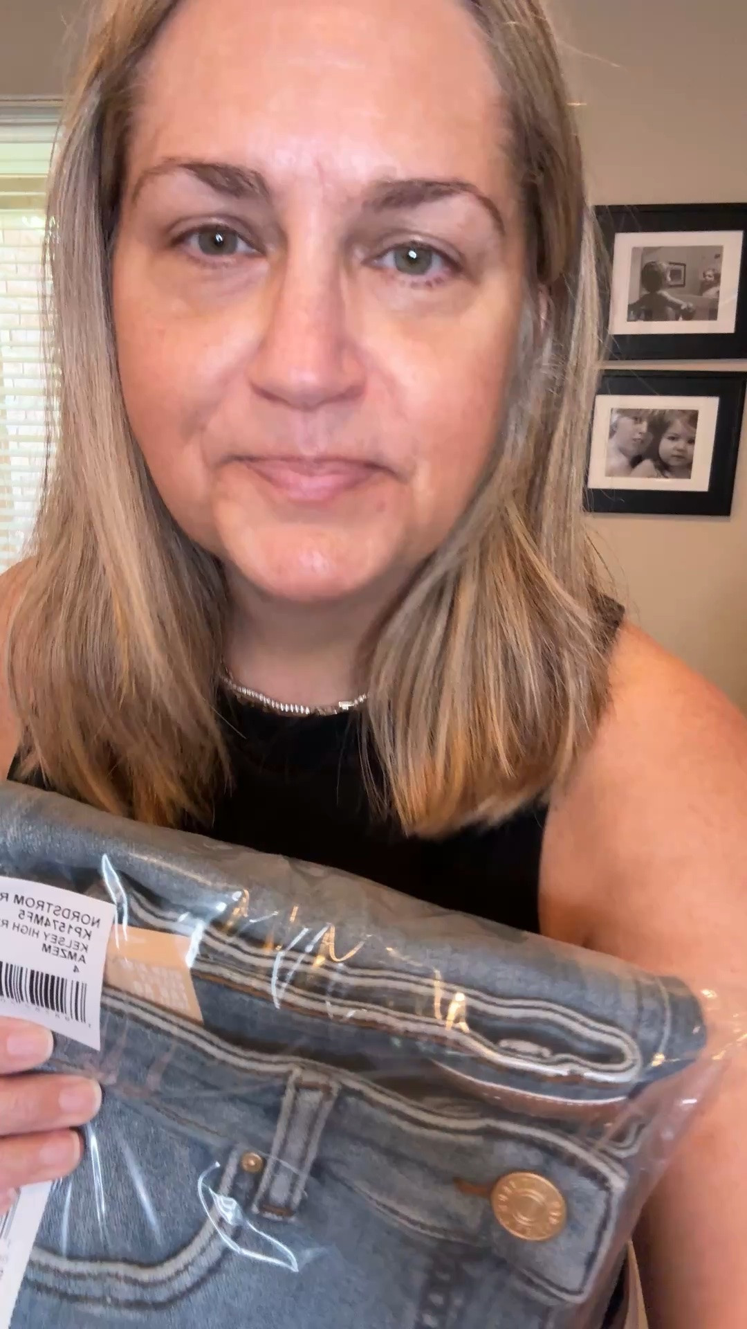 Have you stopped wearing jeans because they just weren’t comfortable anymore? These jeans will change your mind and have you looking like a cool girl in no time.  The waistband is stretchy without stretching out and will feel so comfortable around your belly.  Don’t let that menopausal belly. Stop you from wearing jeans.
￼

#LTKdayinmylife #LTKOver40 #LTKSaleAlert