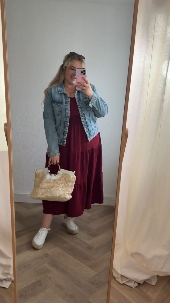 Outfit of the day ❤️

Trage 3XL, fällt aus wie 48/50

#amazon #amazonfashion #plussizefashion #curvy #kleid

#LTKdeutschland #LTKplussize #LTKkleider