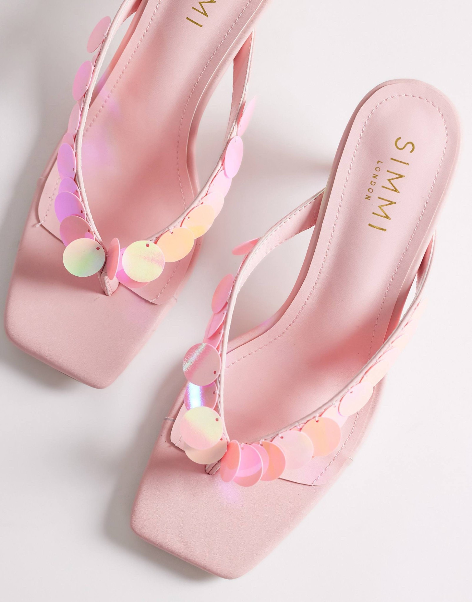 rounding up some fun shoes for spring & summer !! 



festival season, prom, resort wear, hawaii, cabo, mexico 

#LTKTravel #LTKWedding #LTKFestival