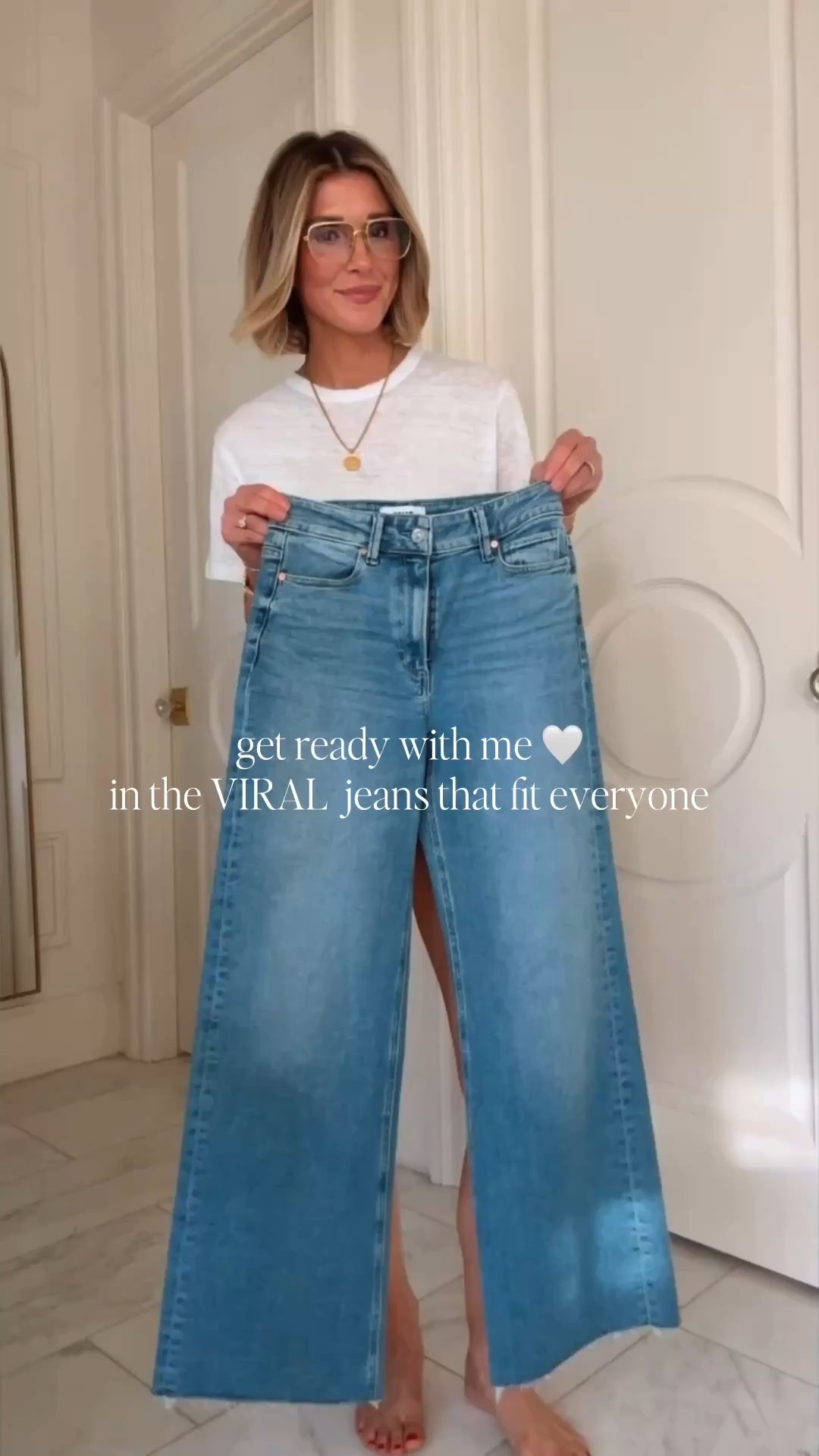 You asked… the viral jeans are back in a new wash and they’re just as good as everyone says 👀
Super flattering, easy to style, and they fit true to size.
Linking them here 🤍

#LTKfinds #LTKstyle
#viraljeans #denimfinds #everydaydenim

#LTKootd