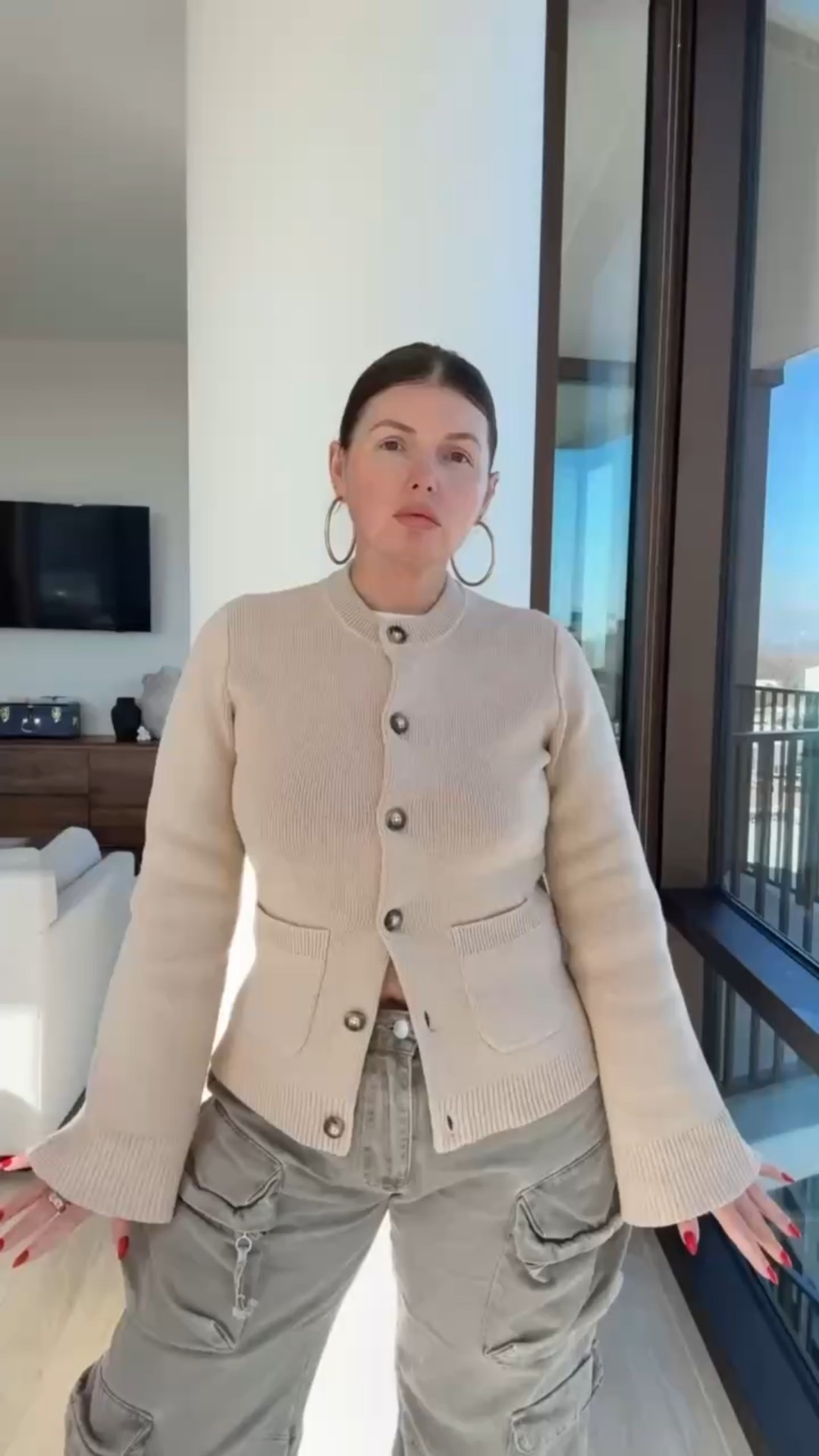 Cardigan 
Cargo pantss

#LTKSeasonal #LTKActive #LTKootd