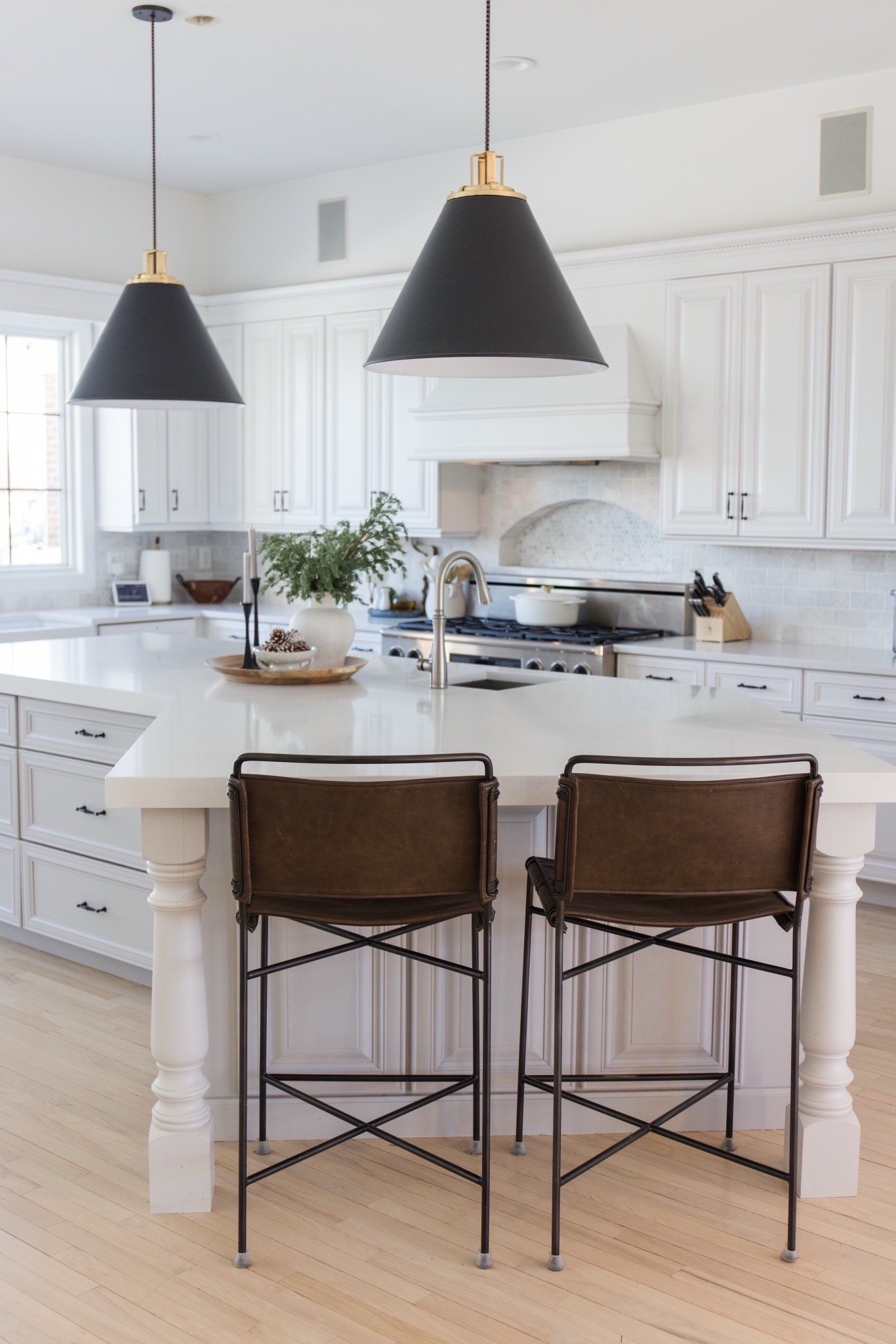 Give your kitchen a fresh update with stylish pendant lighting and comfy counter stools. These simple changes can really brighten up your space and make it feel more inviting. #KitchenDesign #PendantLighting #CounterStools #archedmanor #modernhome #neutralhome #homedecor #casualstyle #neutralstyle #LTKSpringSale 



#LTKHome #LTKSeasonal