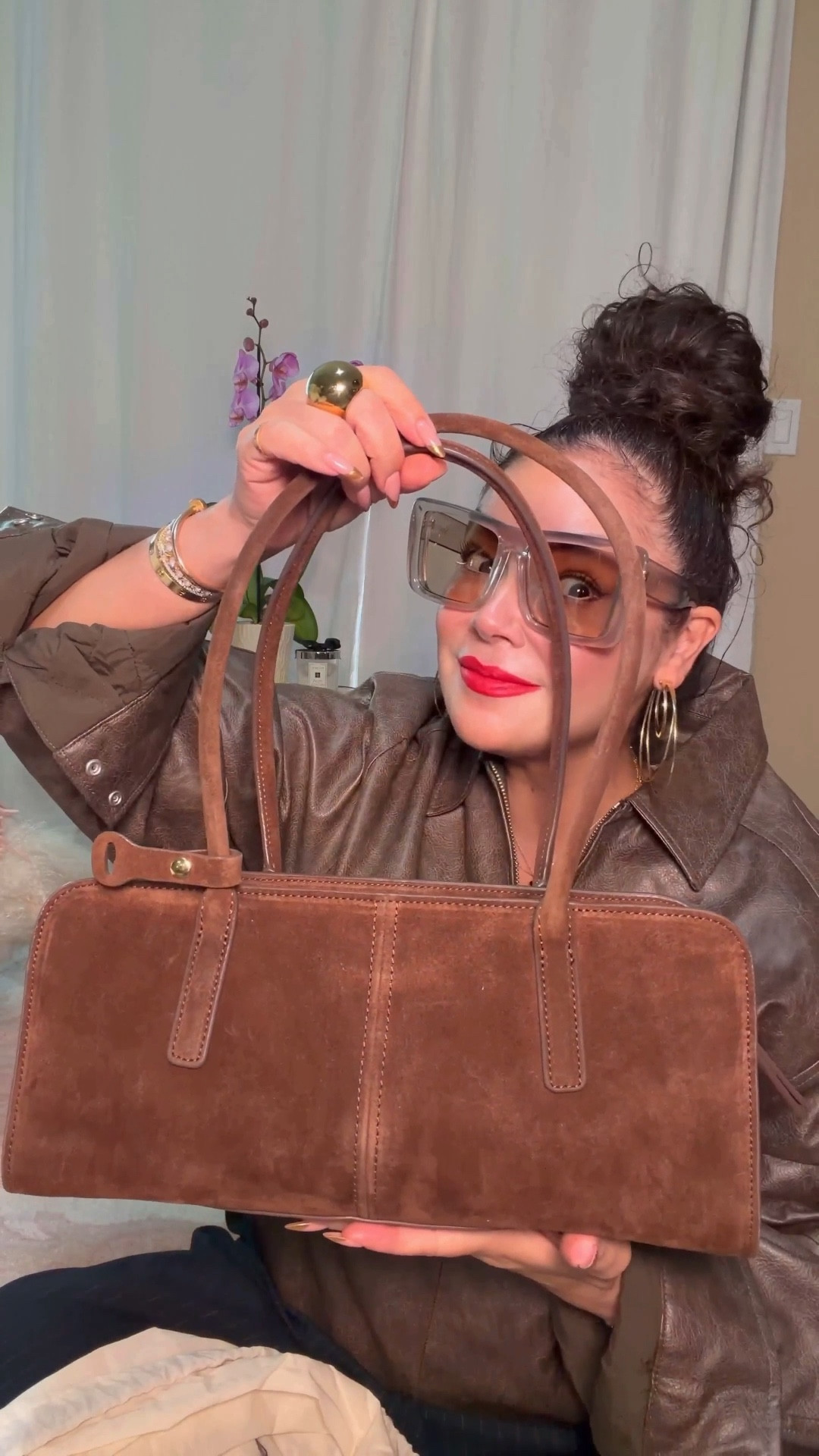 This handbag? A girl for all seasons! Linked for you below. 

#LTKgrwm #LTKOver40 #LTKootd