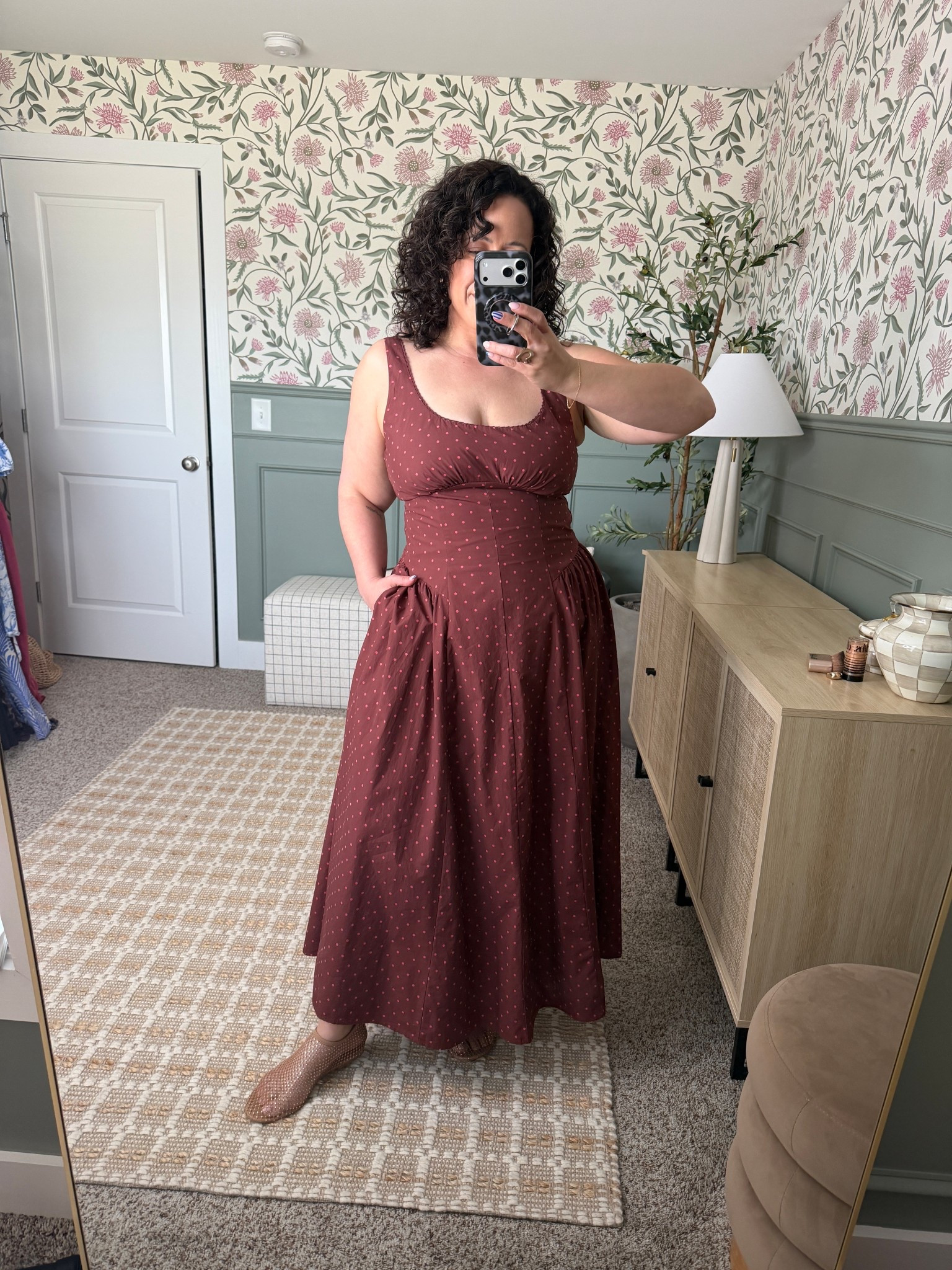 Midsize summer dress from Abercrombie wearing large! No bra needed ‼️

#LTKootd #LTKMidsize #LTKPlusSize