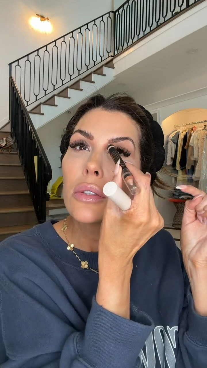 Must have! This brow set is still in stock!! I wanna say it is still marked down to $44 and originally $75 value!! 

Nordstrom finds, Nordstrom beauty, Nordstrom makeup, Beauty must haves, GRWM, Emily Gemma

#LTKgrwm #LTKBeauty #LTKdayinmylife