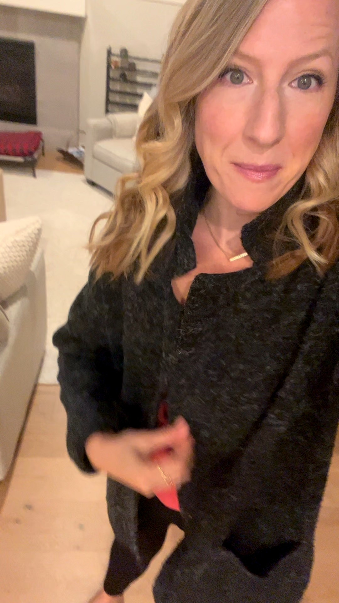 Cardigan runs true to size, wearing a size extra small.
Pants run true to size wearing a size 2 
Shoes run true to size is wearing a size 9.5 
#weartowork #WorkStyle 

#LTKFindsUnder100 #LTKOver40 #LTKWorkwear