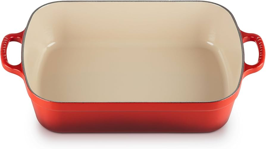 Le Creuset Enameled Cast Iron Signature Rectangular Roaster, 5.25 qt. (11.7" x 16.8"), Cerise | Amazon (US)