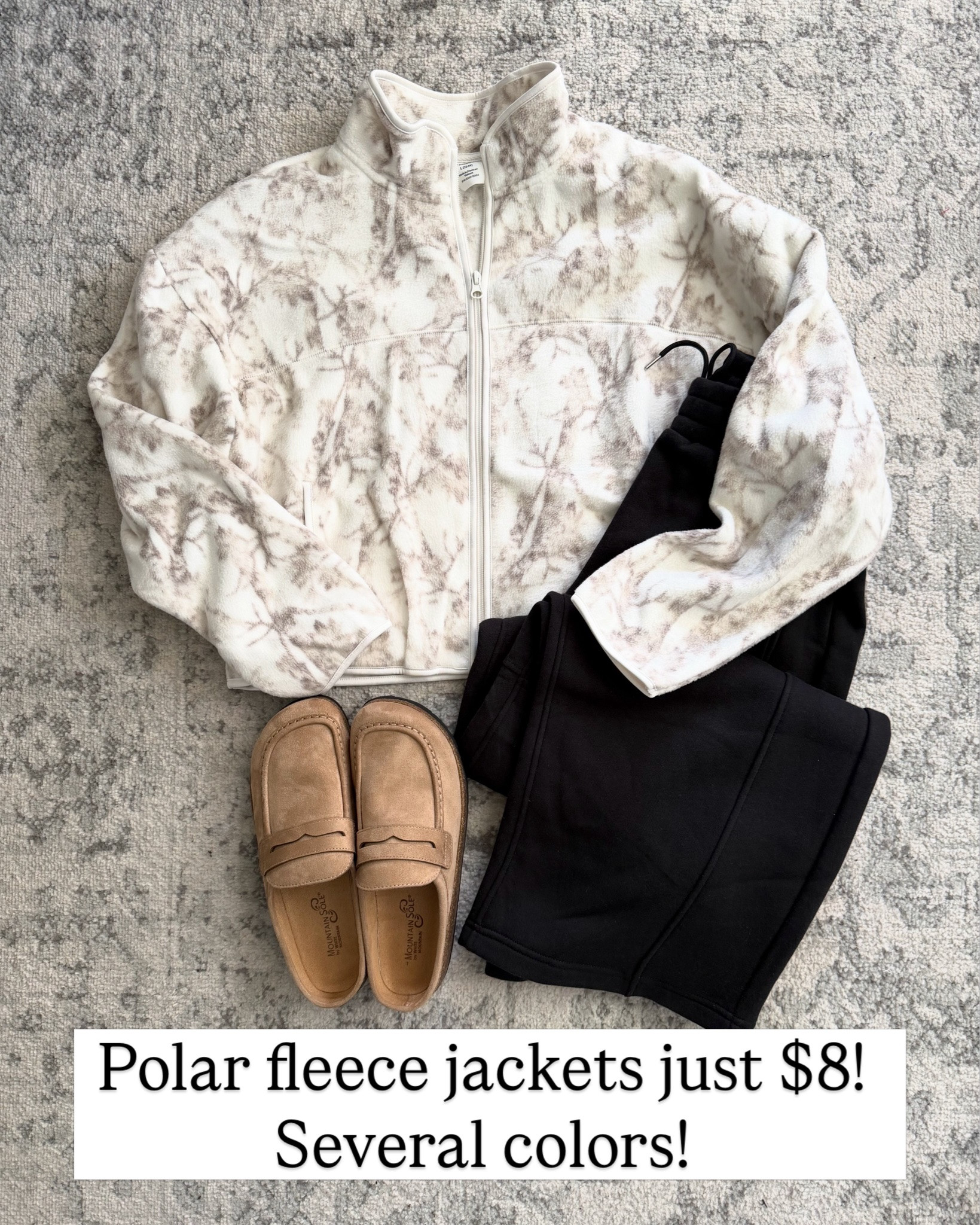 Walmart fleece now $8 for Walmart Deals! I sized up to large. Boxy crop fit. #walmartfashion